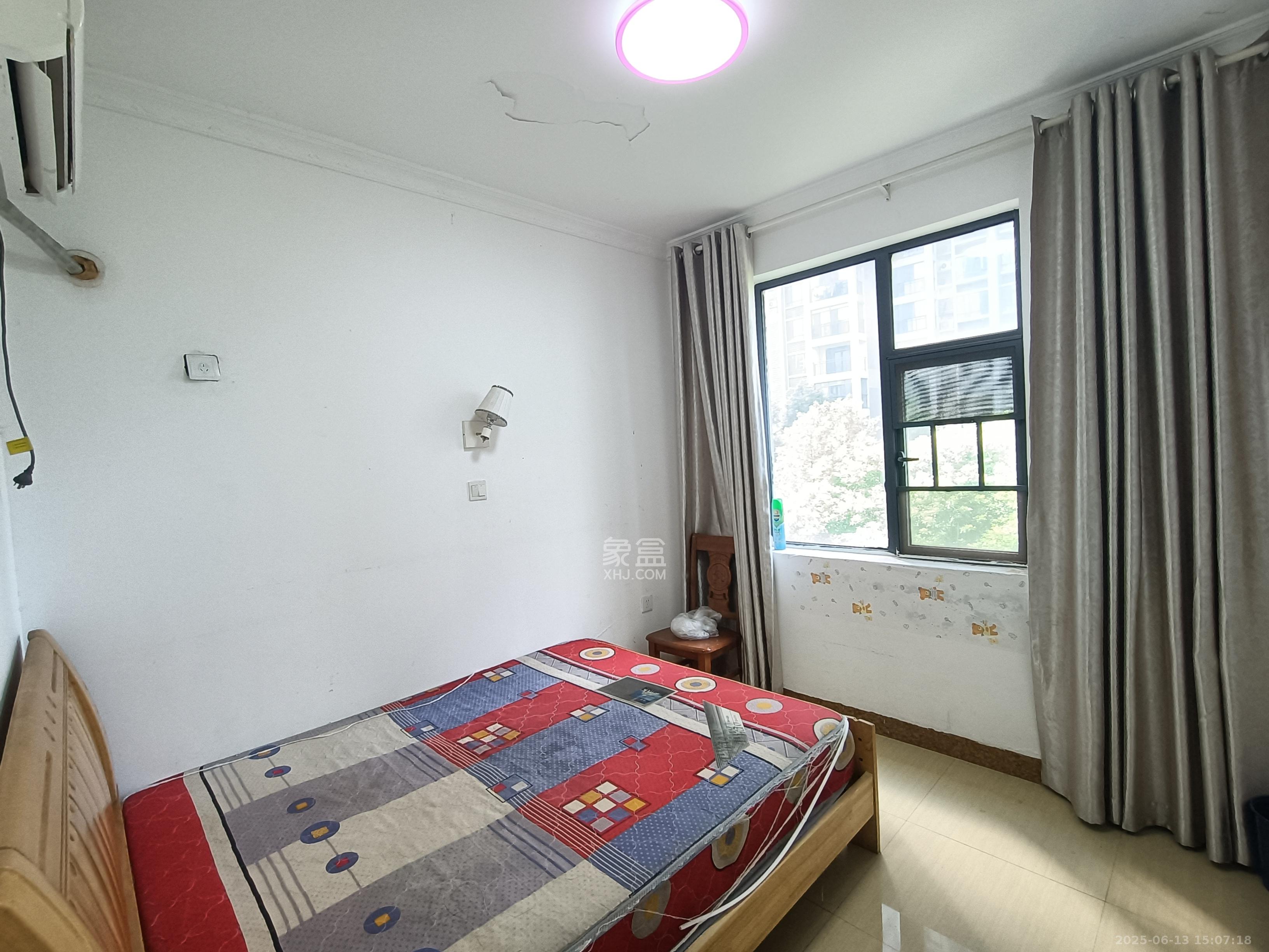 极目楚天 3室1厅1卫 2000.0元/月 极目楚天 3室1厅1卫 2000.0元/月室内图