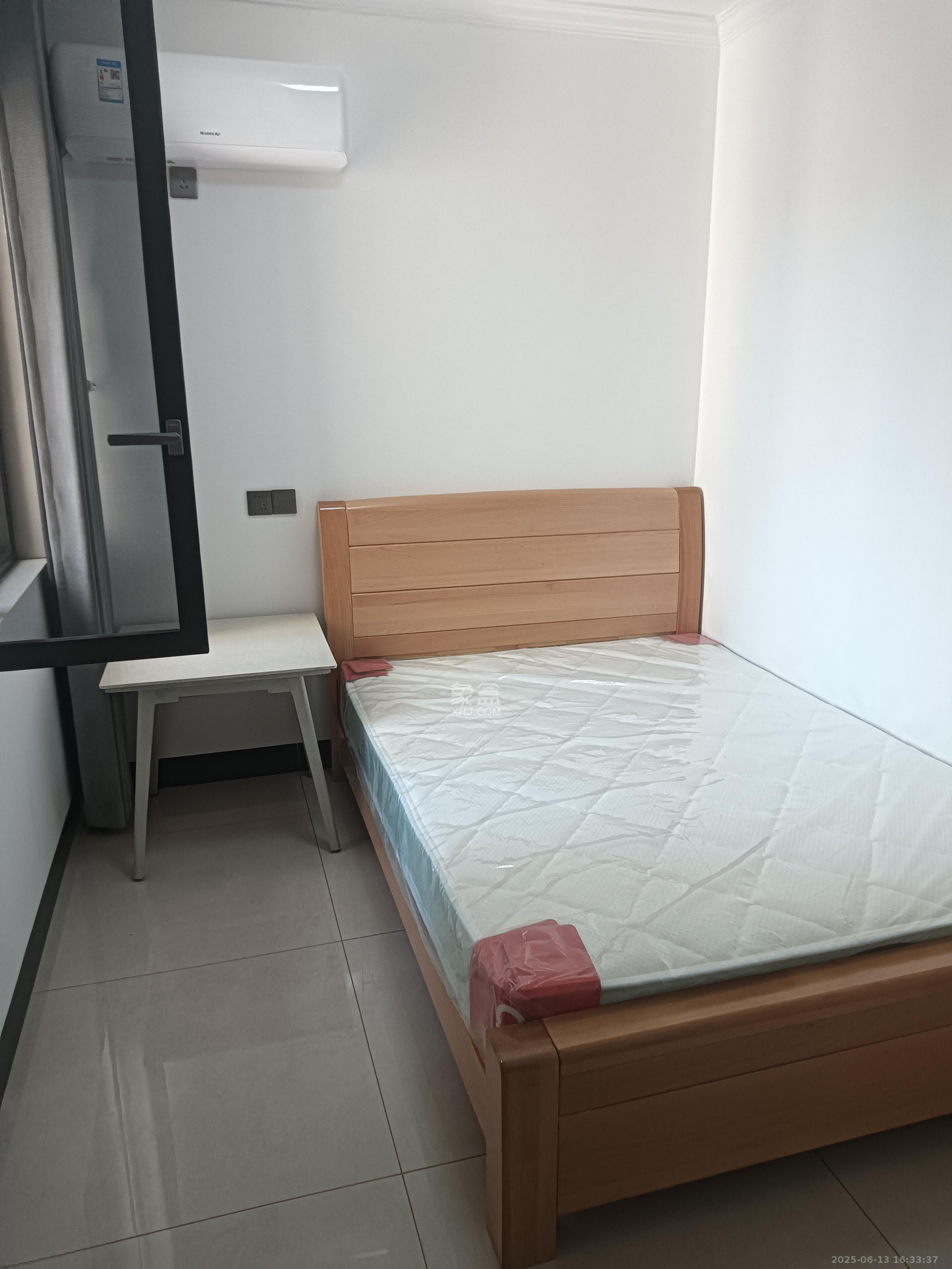云和华府  2室2厅1卫   2460.00元/月室内图