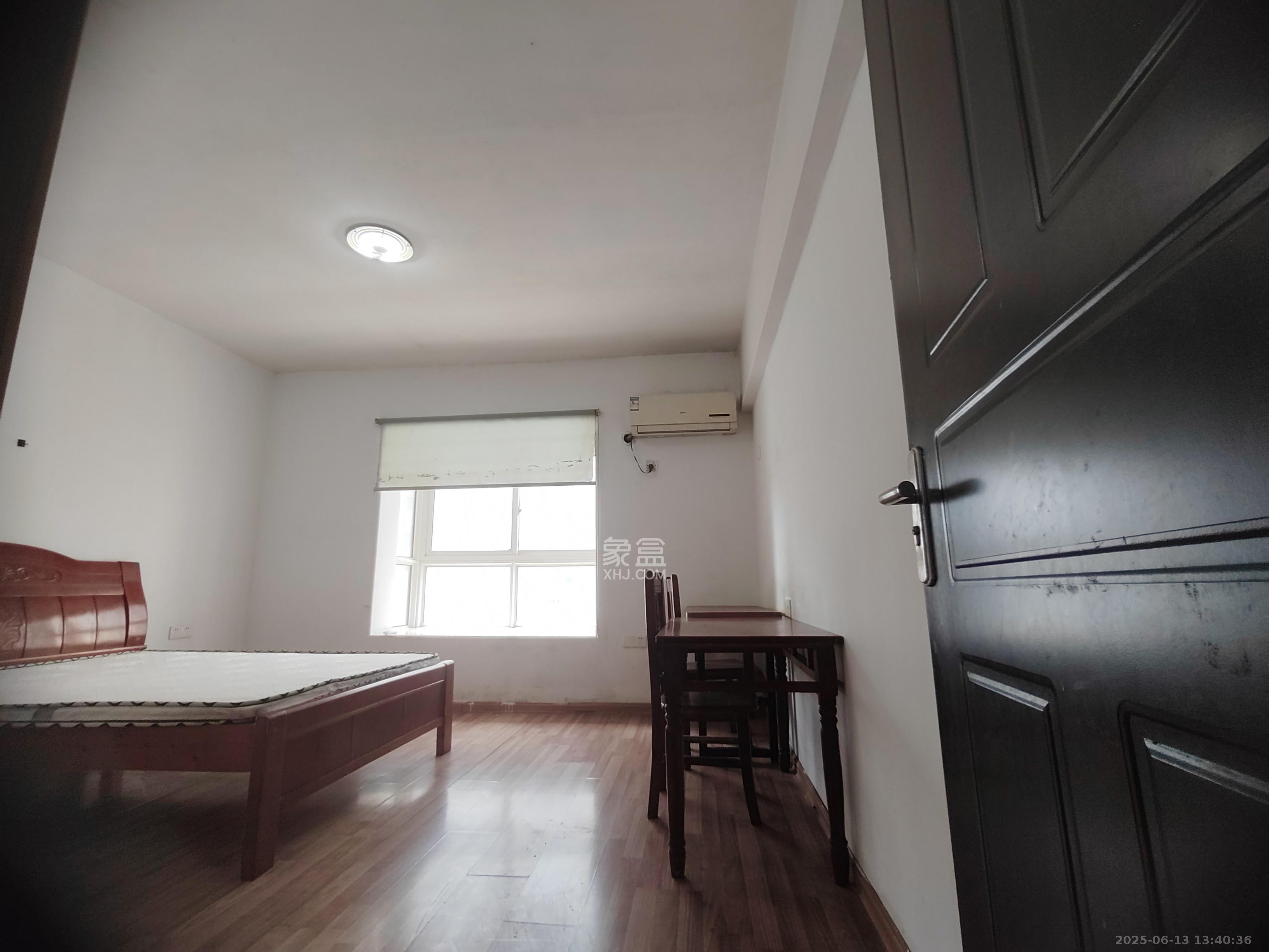 佳美星城  3室2厅1卫    1600.0元/月 佳美星城  3室2厅1卫    1600.0元/月室内图