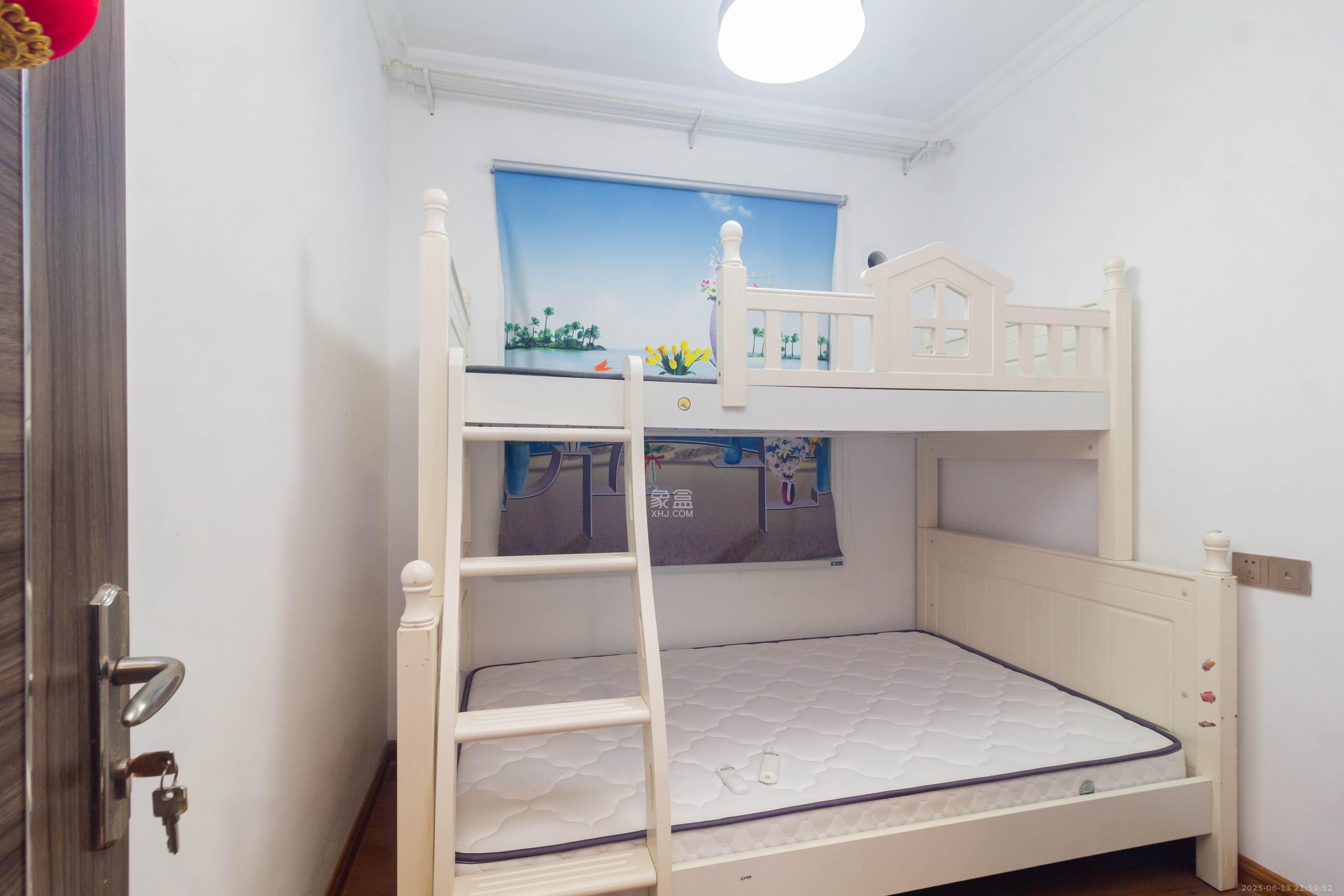 碧桂园星城首府 3室2厅2卫 3000.0元/月 碧桂园星城首府 3室2厅2卫 3000.0元/月室内图