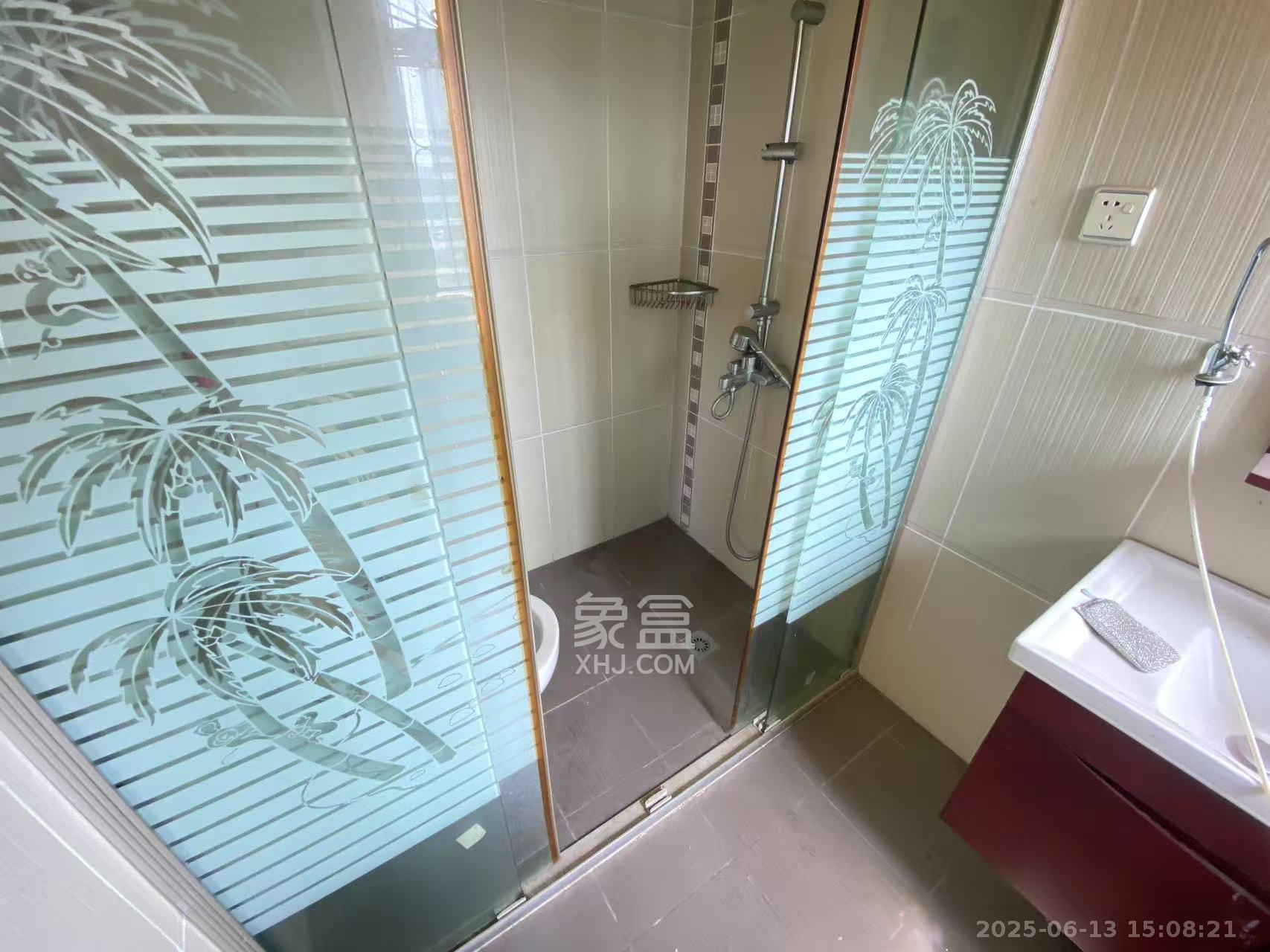 华菱蓝调国际(华菱.香墅美地) 4室2厅3卫 3500.0元/月 华菱蓝调国际(华菱.香墅美地) 4室2厅3卫 3500.0元/月室内图