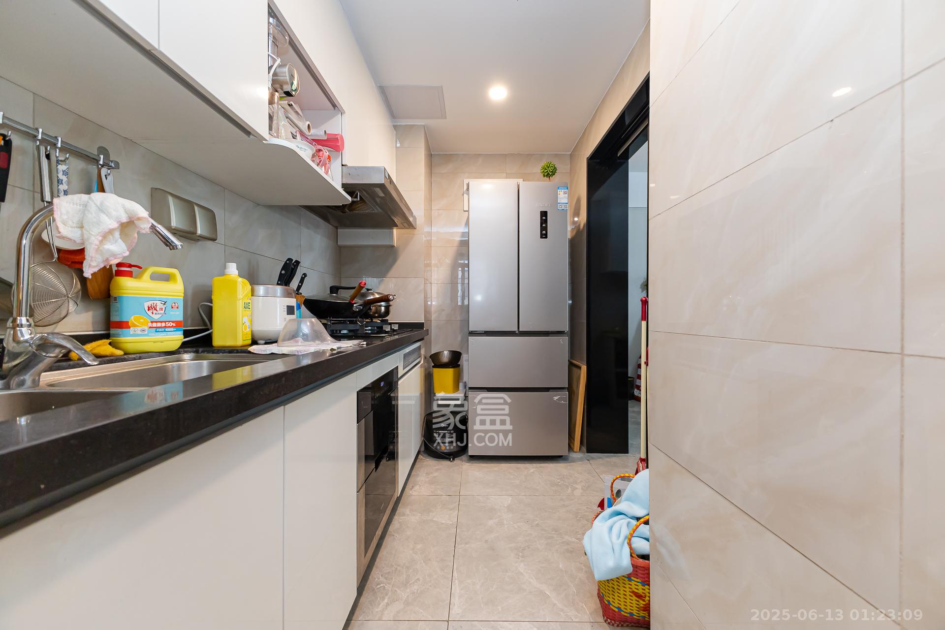 时代倾城四期 2室2厅1卫 85.0万 时代倾城四期 2室2厅1卫 85.0万厨房