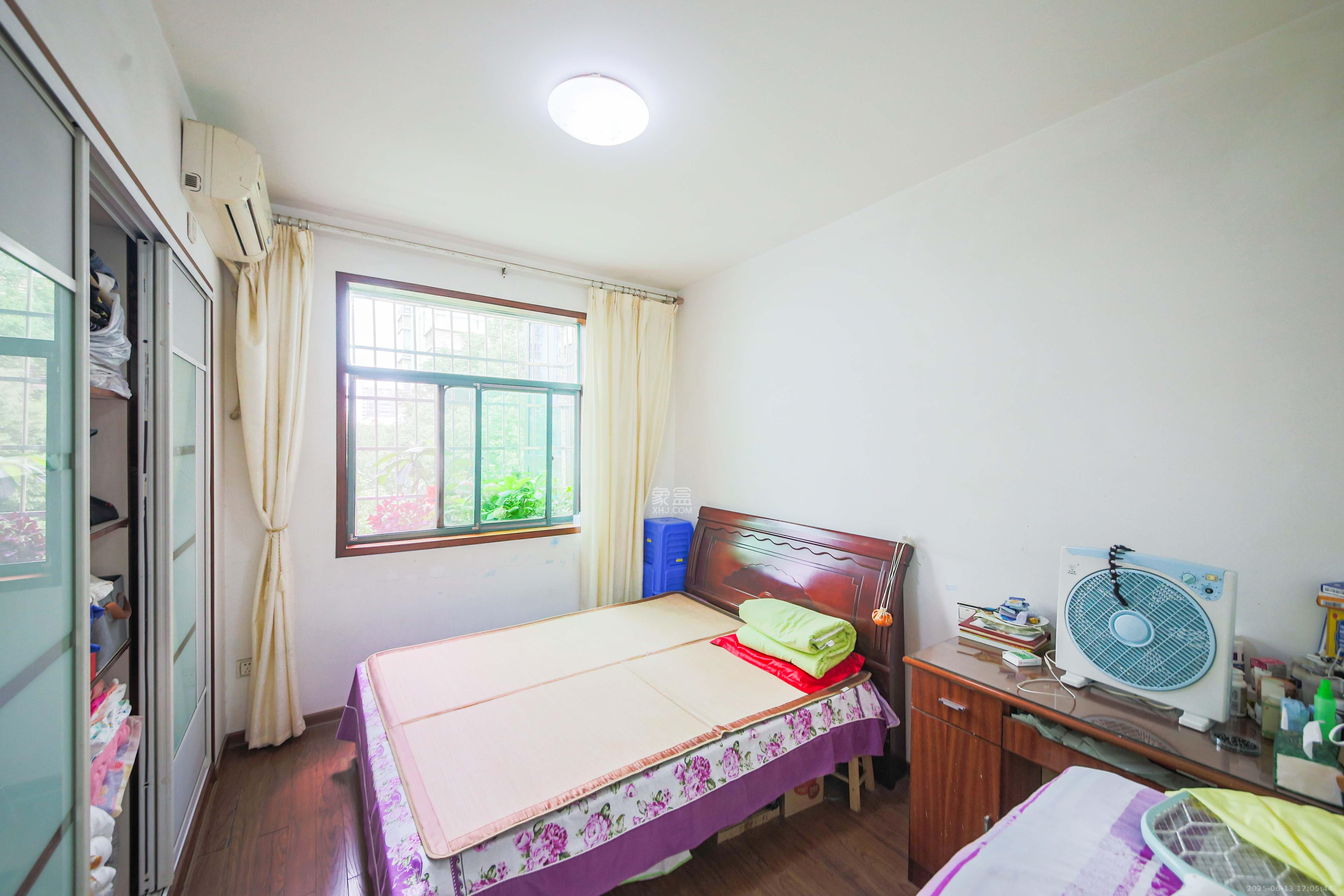 柠檬丽都 3室2厅2卫 78.0万 柠檬丽都 3室2厅2卫 78.0万卧室