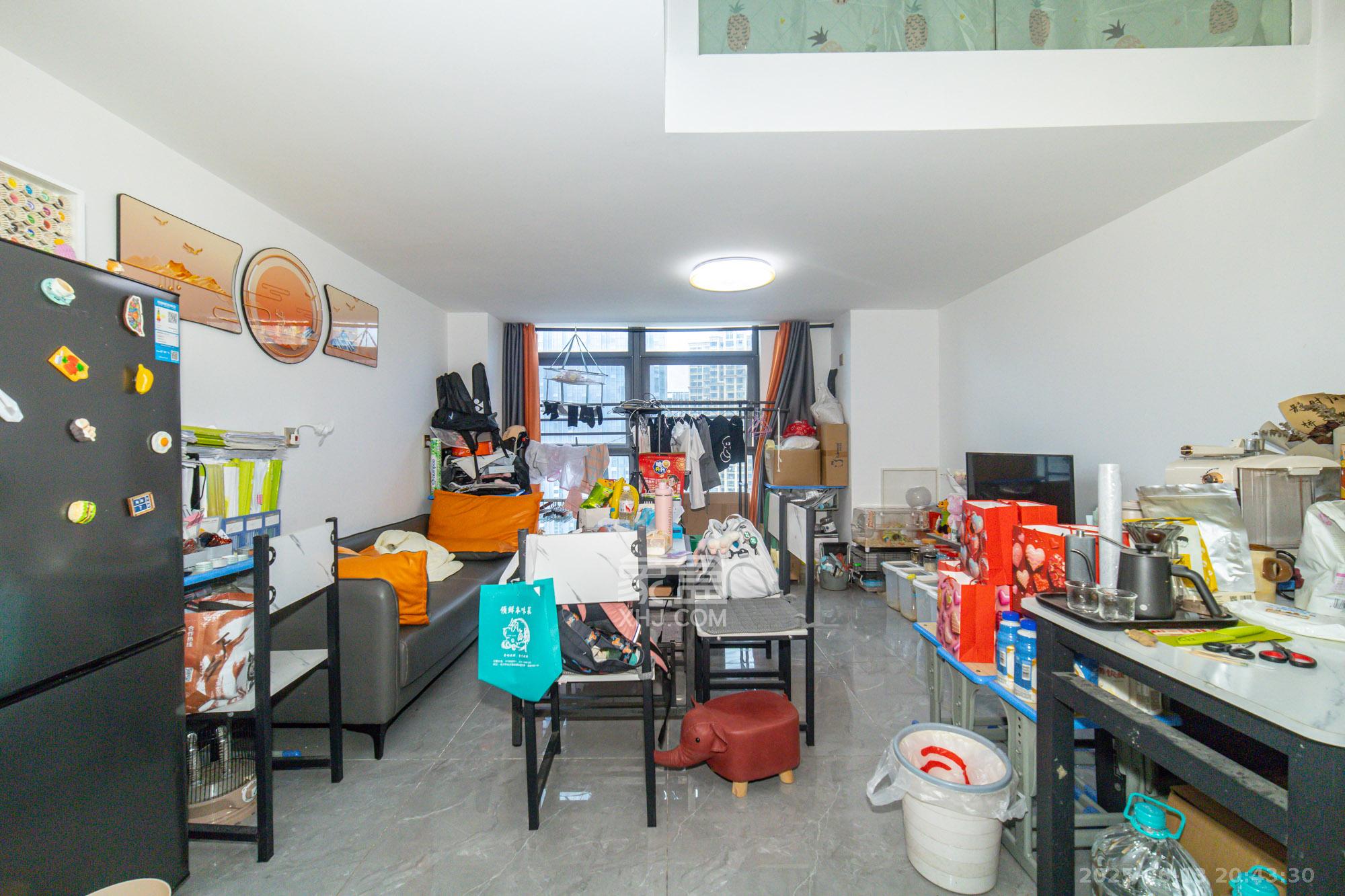 尚鑫海悦(新长海尚海城)  2室1厅1卫    32.0万 尚鑫海悦(新长海尚海城)  2室1厅1卫    32.0万客厅