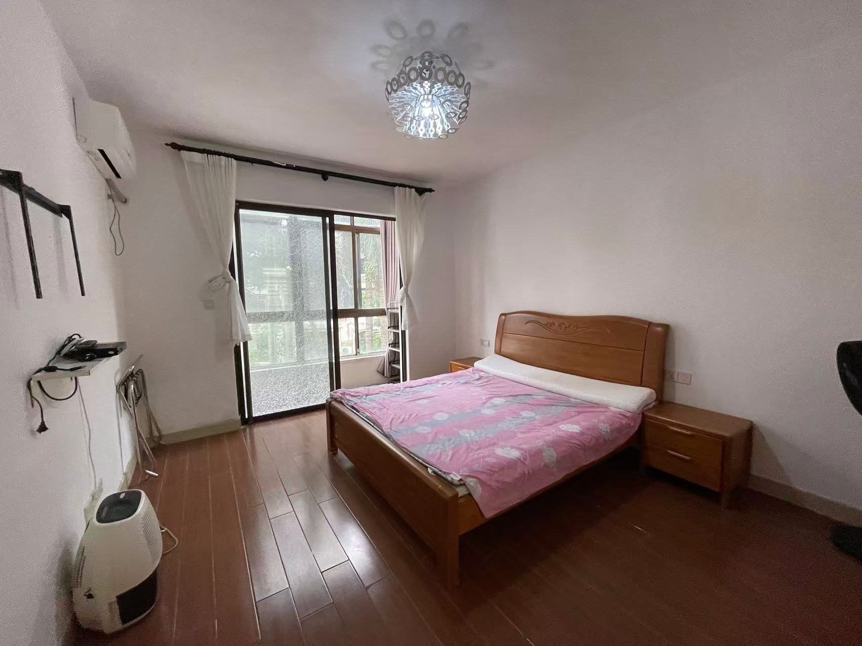 荣域 3室2厅2卫 3000.0元/月 荣域 3室2厅2卫 3000.0元/月室内图