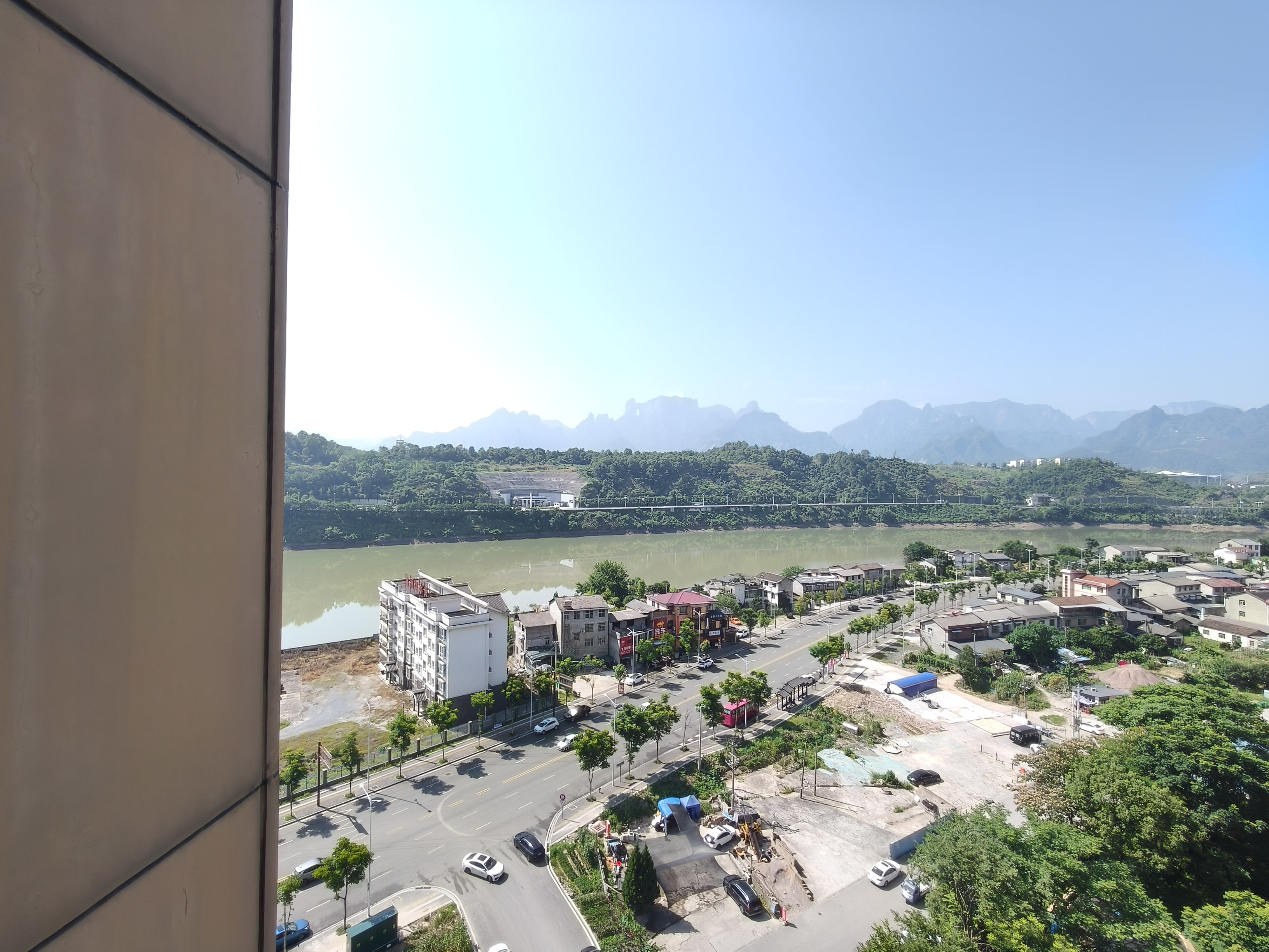 蓝色港湾 2室2厅1卫 1300.0元/月 蓝色港湾 2室2厅1卫 1300.0元/月室内图