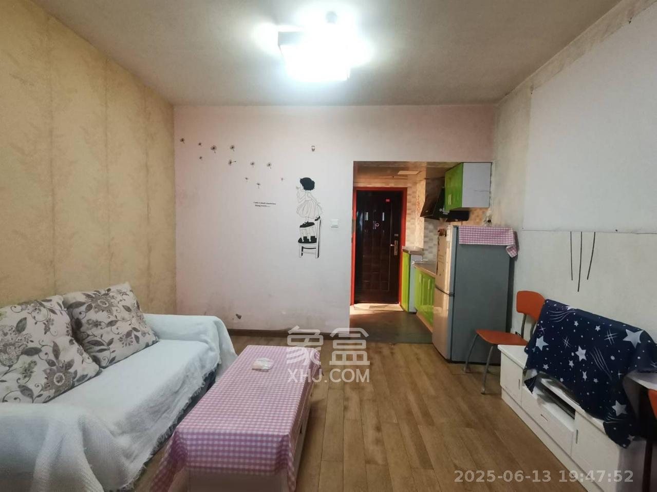2076至高点  1室1厅1卫   1400.00元/月室内图