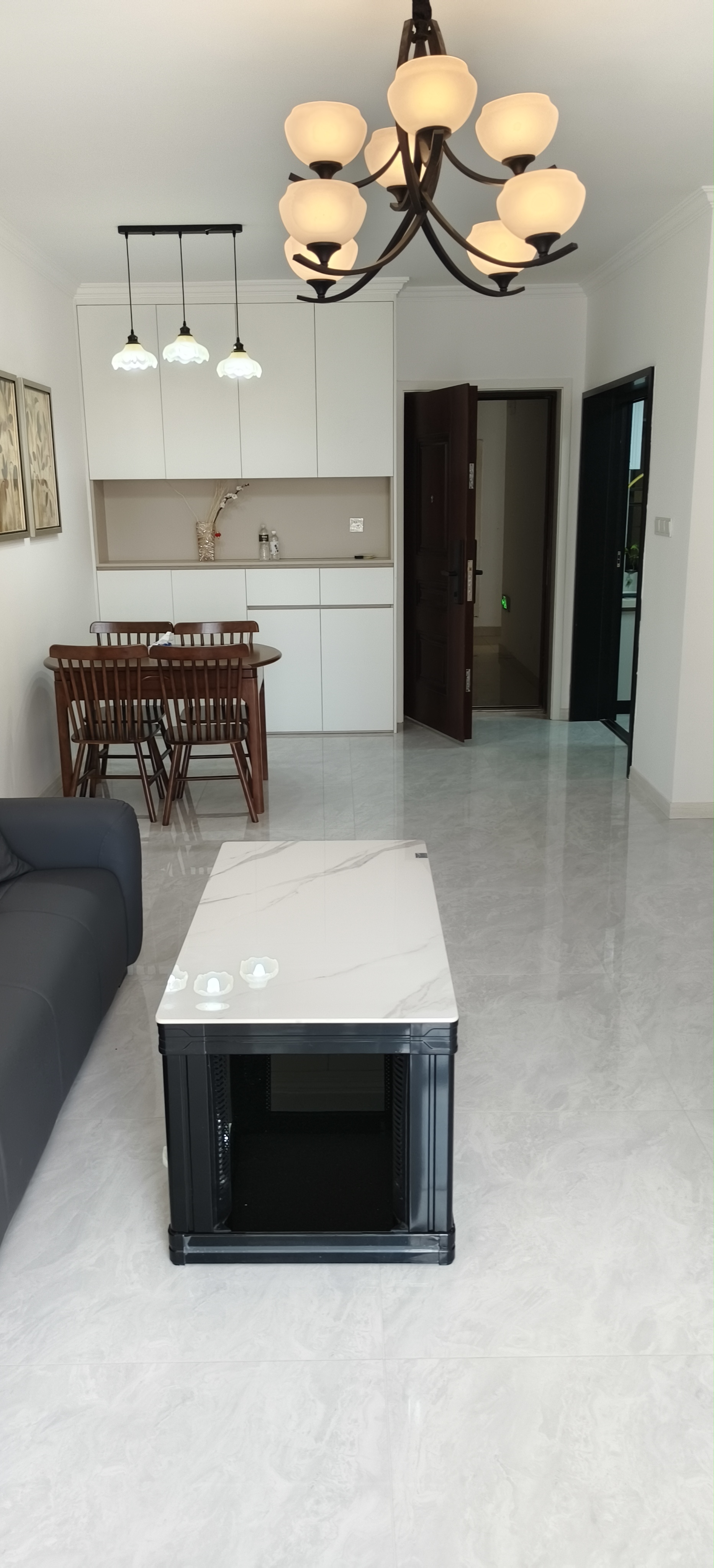 世茂云城 3室2厅1卫 2000.0元/月 世茂云城 3室2厅1卫 2000.0元/月室内图