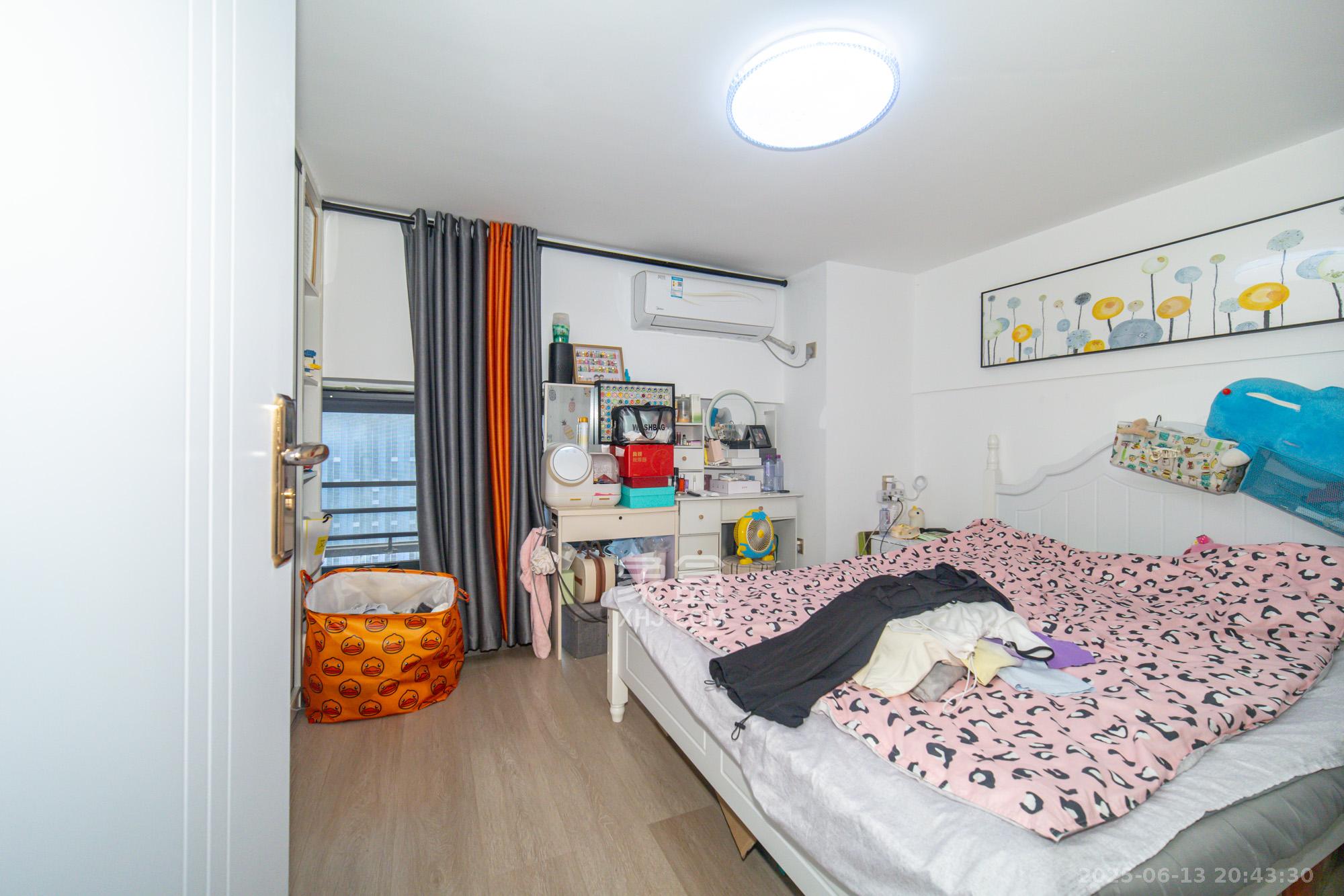 尚鑫海悦(新长海尚海城)  2室1厅1卫    32.0万 尚鑫海悦(新长海尚海城)  2室1厅1卫    32.0万卧室