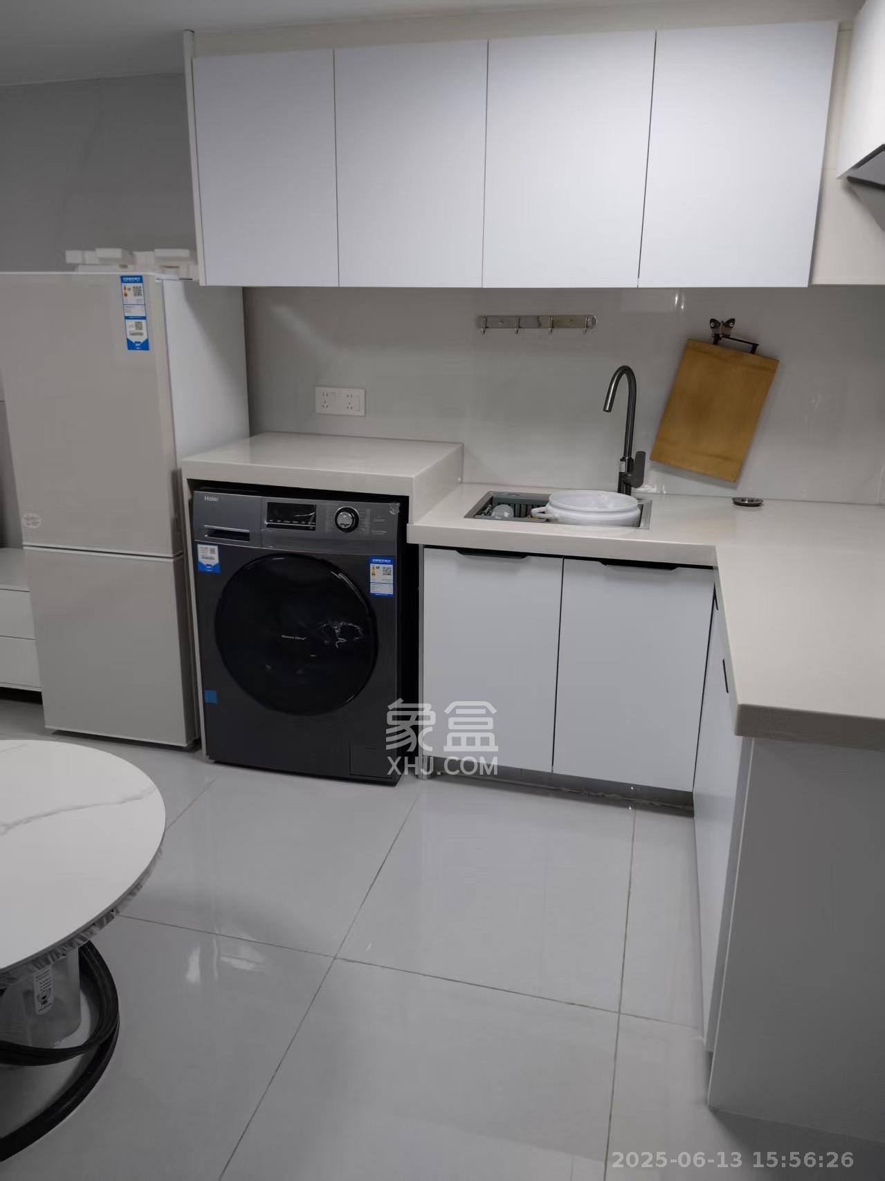 力高凤凰新天  1室0厅0卫   1300.00元/月室内图