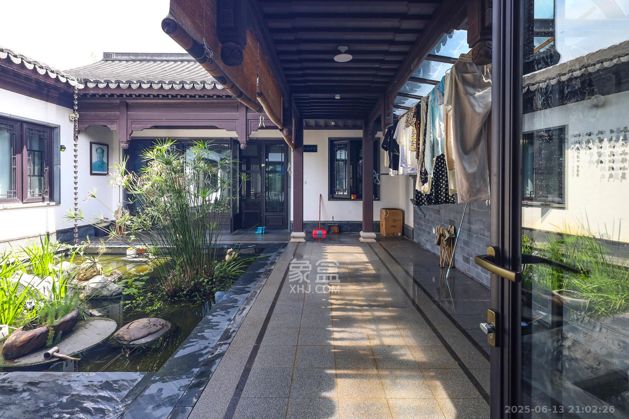 绿城青竹园  4室2厅2卫   320.00万其他