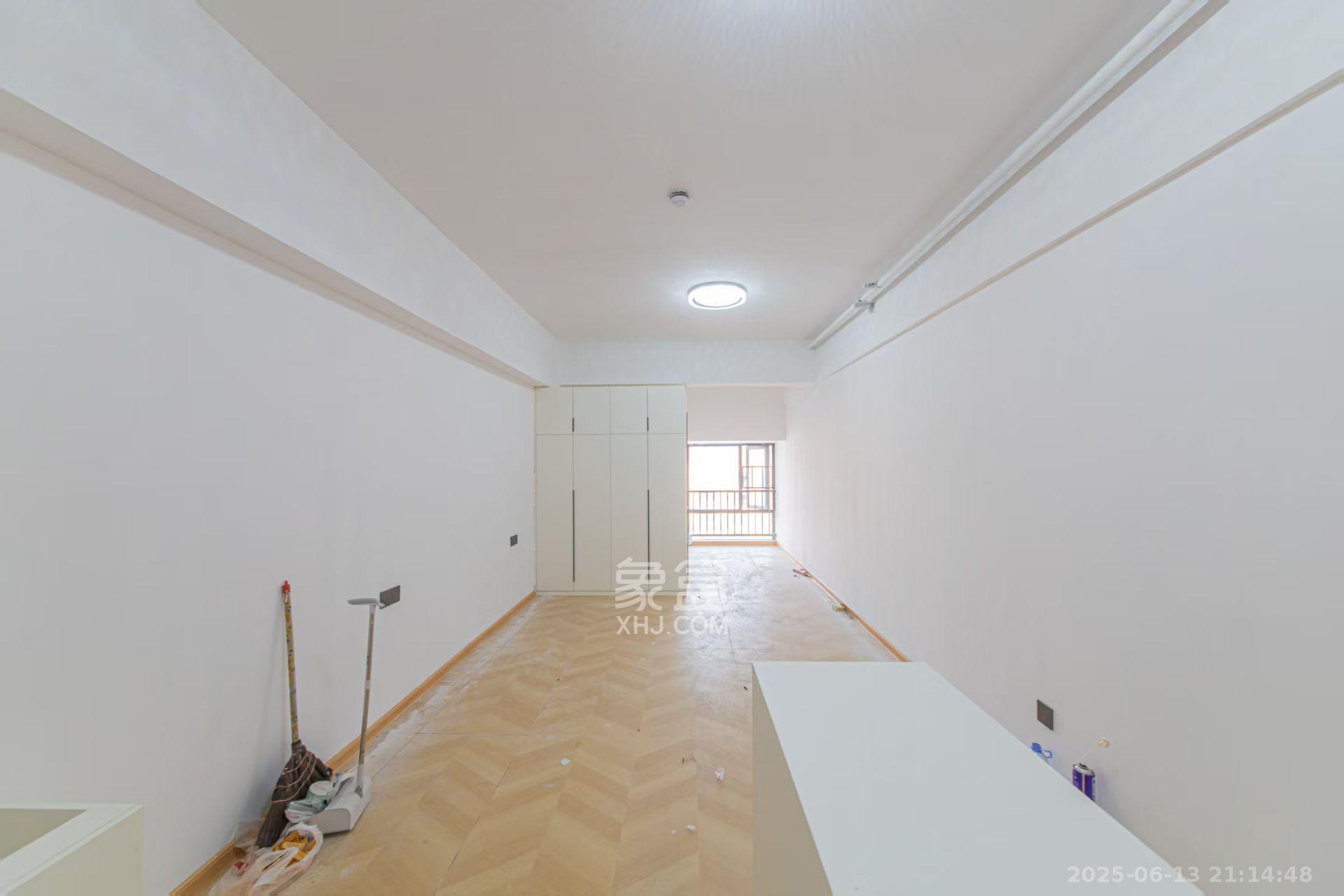 中建芙蓉嘉苑  1室1厅1卫   1280.00元/月室内图