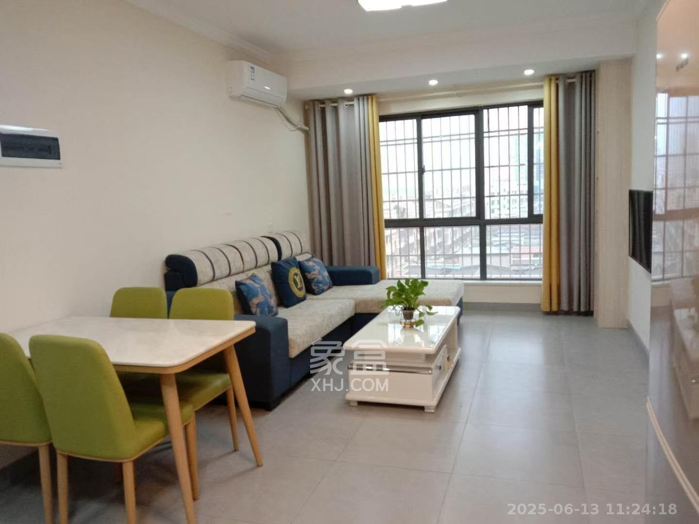 青春里小区 2室2厅1卫 1380.0元/月 青春里小区 2室2厅1卫 1380.0元/月室内图