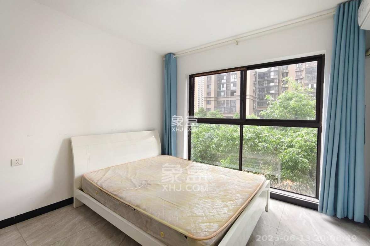 梅溪湖合能璞丽 3室2厅2卫 2700.0元/月 梅溪湖合能璞丽 3室2厅2卫 2700.0元/月室内图