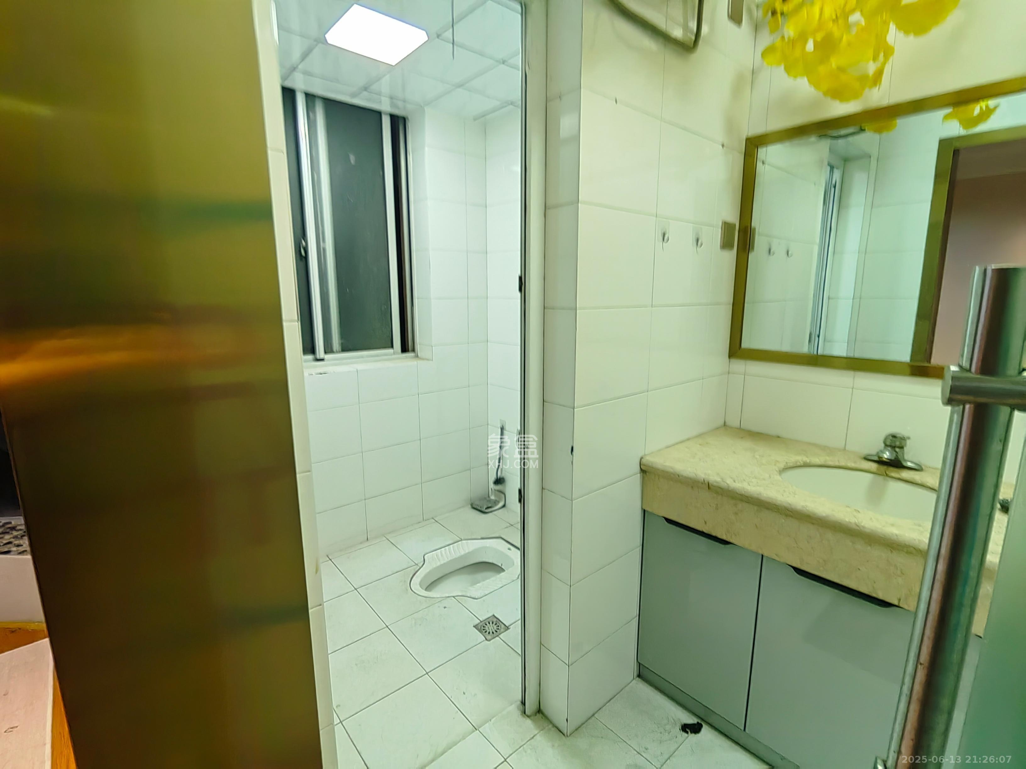 都市阳光大厦 2室1厅1卫 2300.0元/月 都市阳光大厦 2室1厅1卫 2300.0元/月室内图