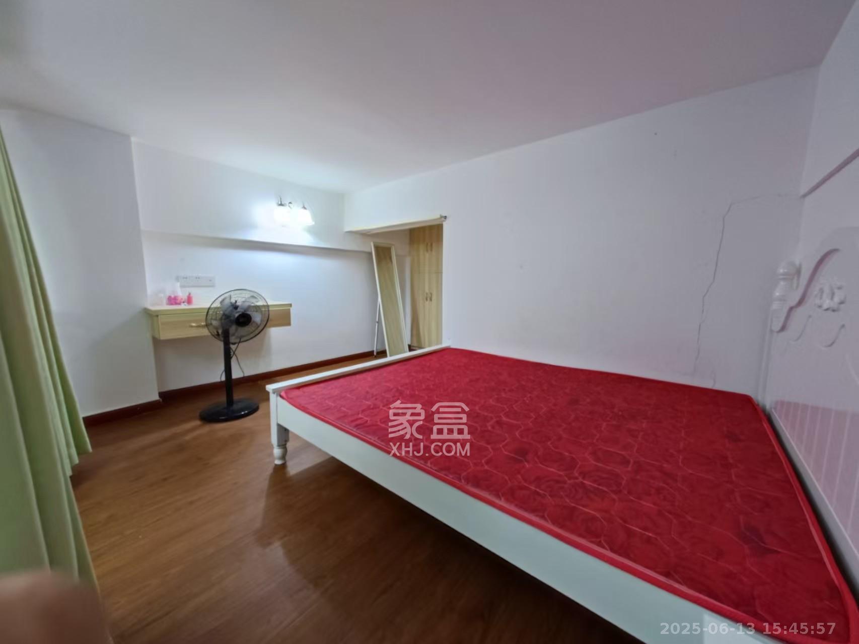 艾美潇湘  1室1厅1卫   1350.00元/月室内图