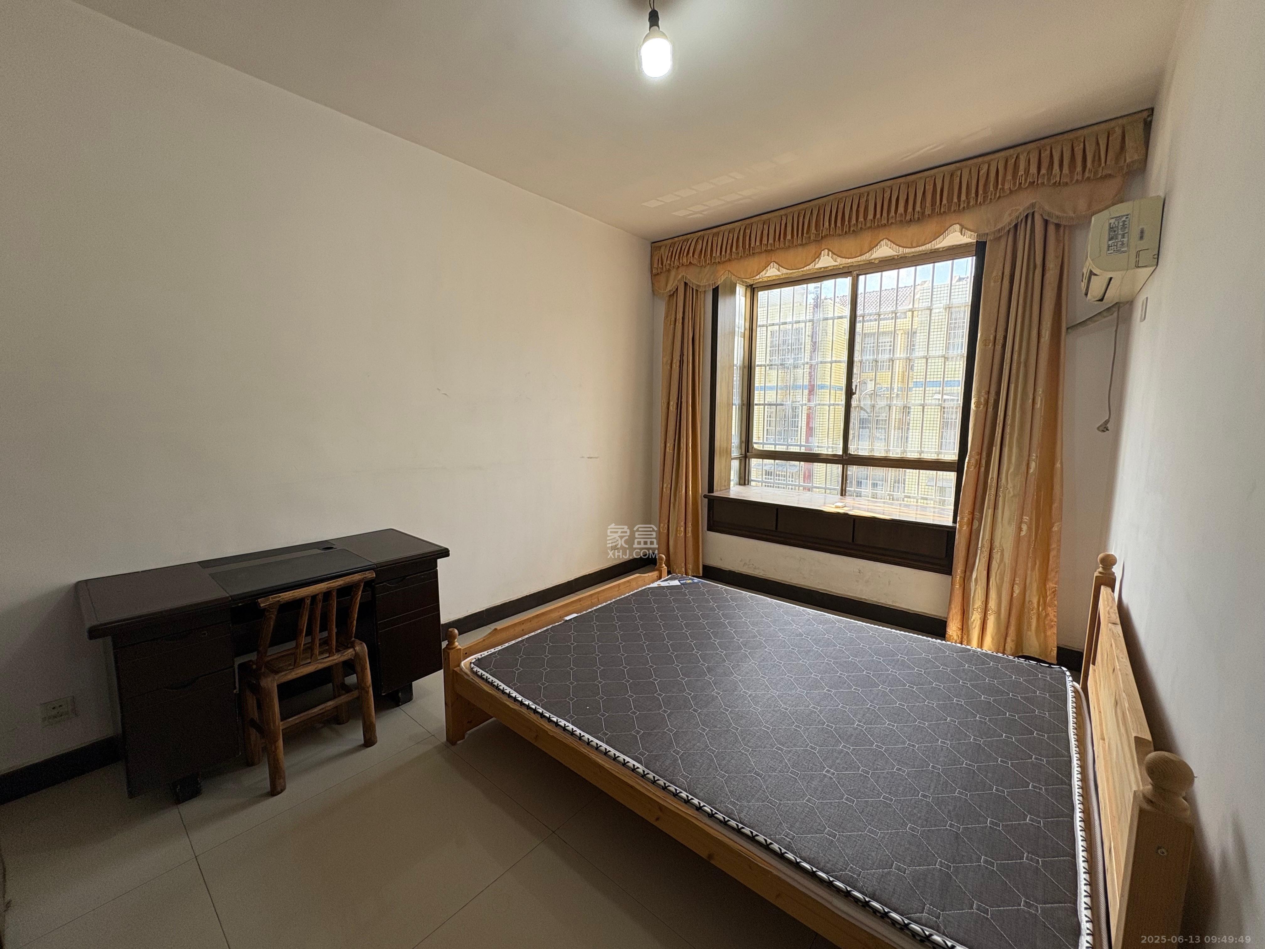 兴联小区 2室1厅1卫 1700.0元/月 兴联小区 2室1厅1卫 1700.0元/月室内图