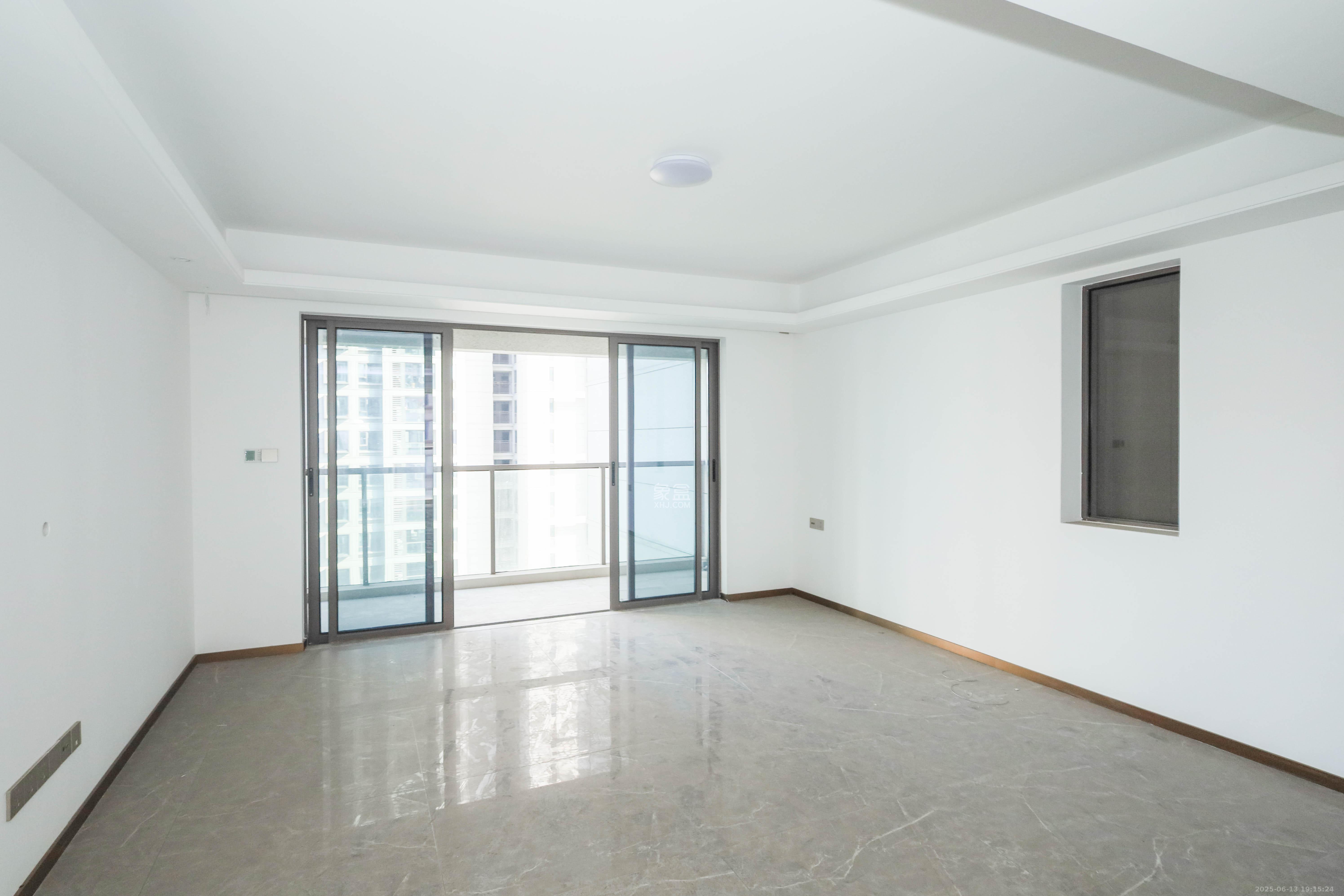 长沙溪山悦  4室2厅2卫    115.0万 长沙溪山悦  4室2厅2卫    115.0万客厅