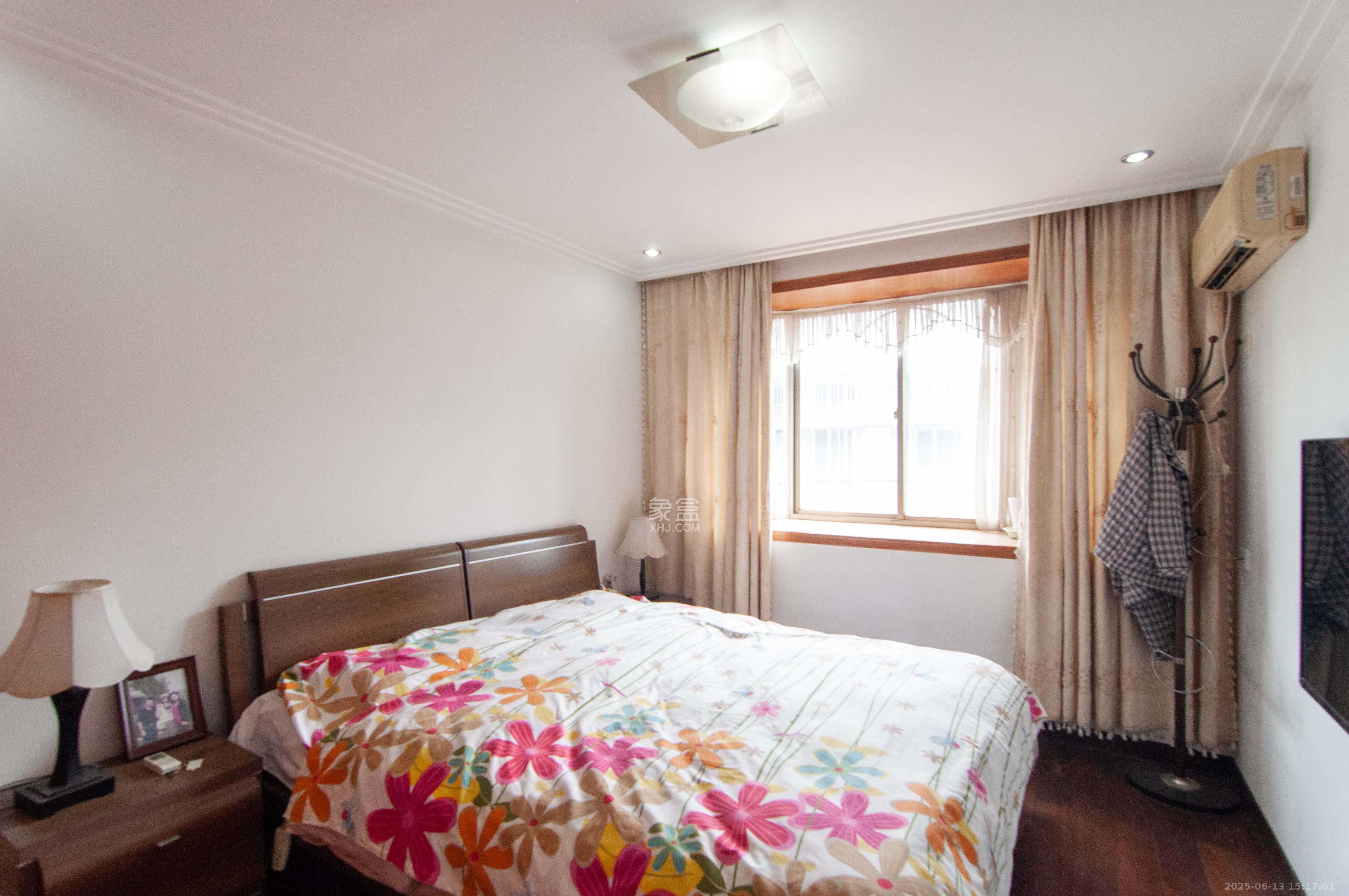 湘仪家园  1室0厅0卫    76.0万 湘仪家园  1室0厅0卫    76.0万其他