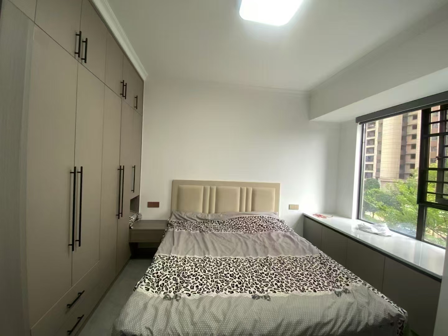 鑫湘悦璟台 1室0厅0卫 79.0万 鑫湘悦璟台 1室0厅0卫 79.0万客厅