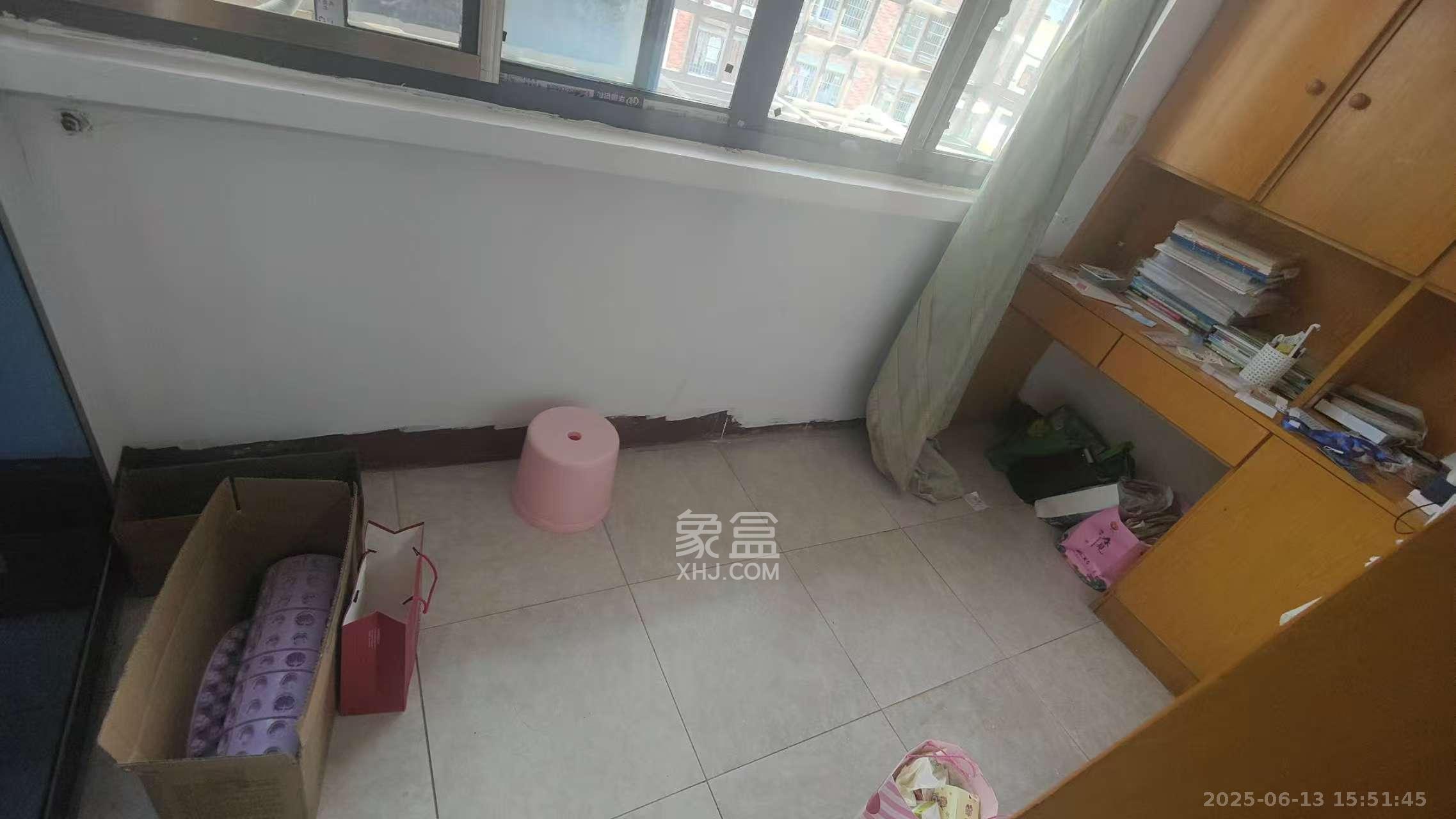 南门口晏家塘社区 3室1厅1卫 1500.0元/月 南门口晏家塘社区 3室1厅1卫 1500.0元/月室内图