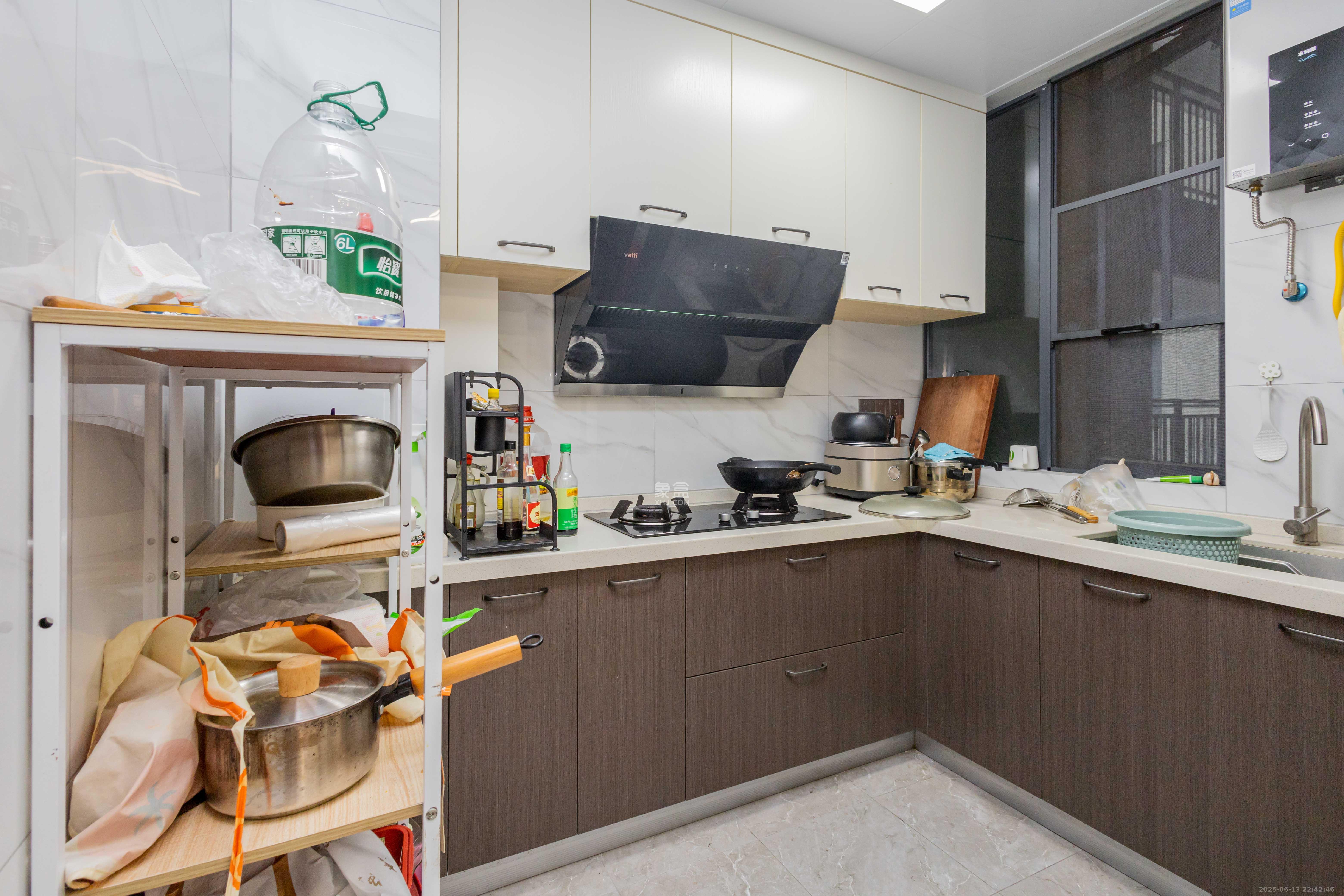 旭辉汇樾城 3室2厅1卫 105.0万 旭辉汇樾城 3室2厅1卫 105.0万厨房