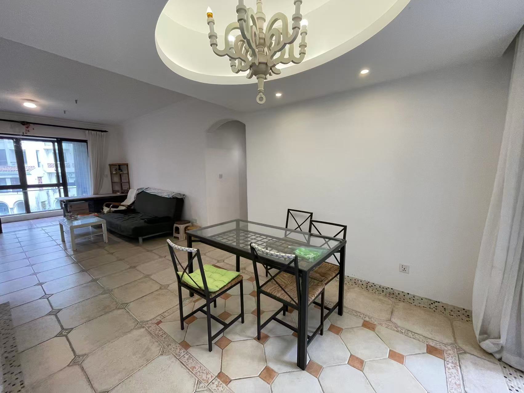 荣域 3室2厅2卫 3000.0元/月 荣域 3室2厅2卫 3000.0元/月室内图