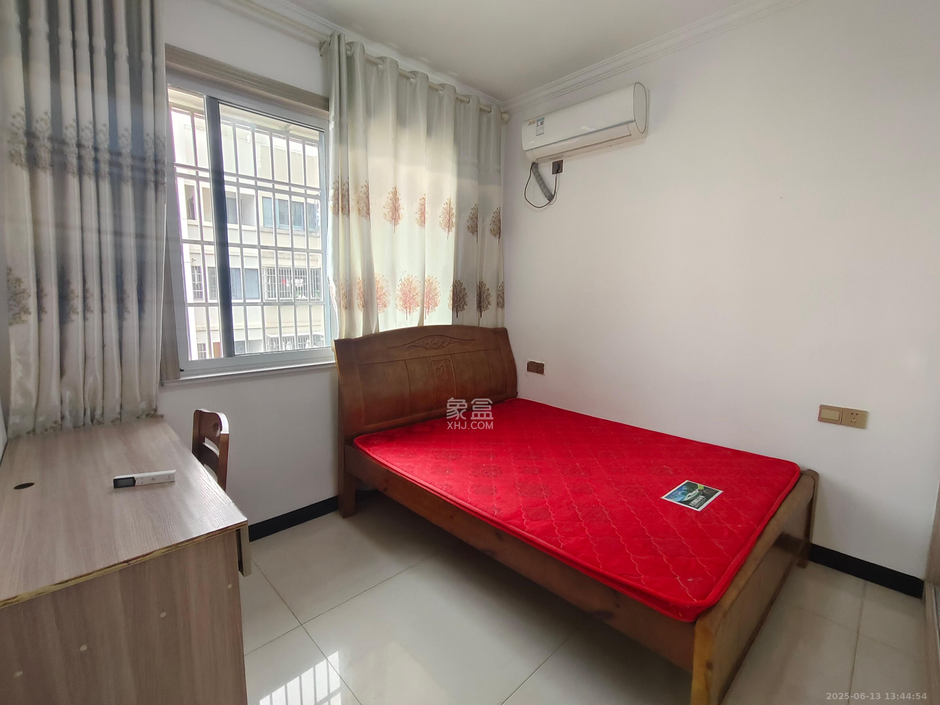 嘉顺苑 2室2厅1卫 2200.0元/月 嘉顺苑 2室2厅1卫 2200.0元/月室内图