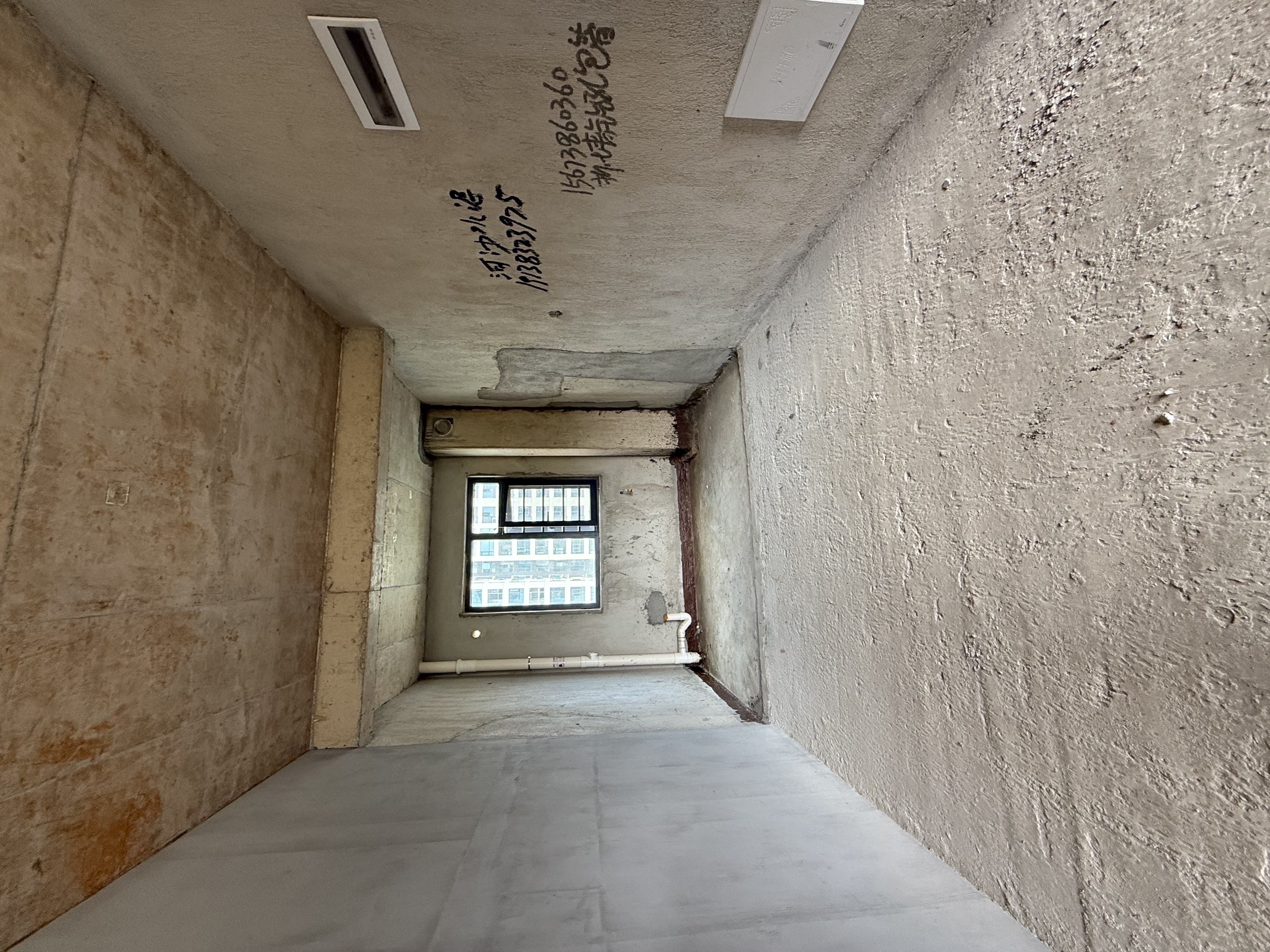 百弘学府城三期 5室2厅2卫 90.0万 百弘学府城三期 5室2厅2卫 90.0万客厅