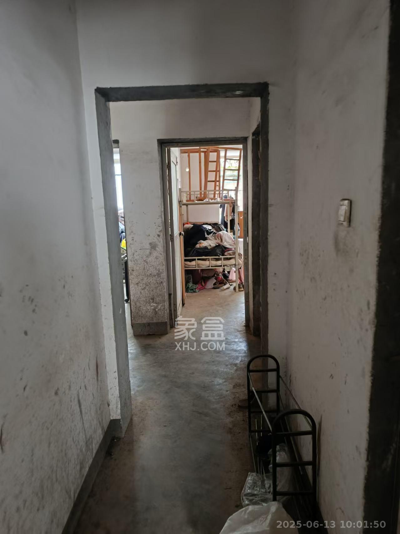 中盐勘测设计院 2室1厅2卫 1800.0元/月 中盐勘测设计院 2室1厅2卫 1800.0元/月室内图