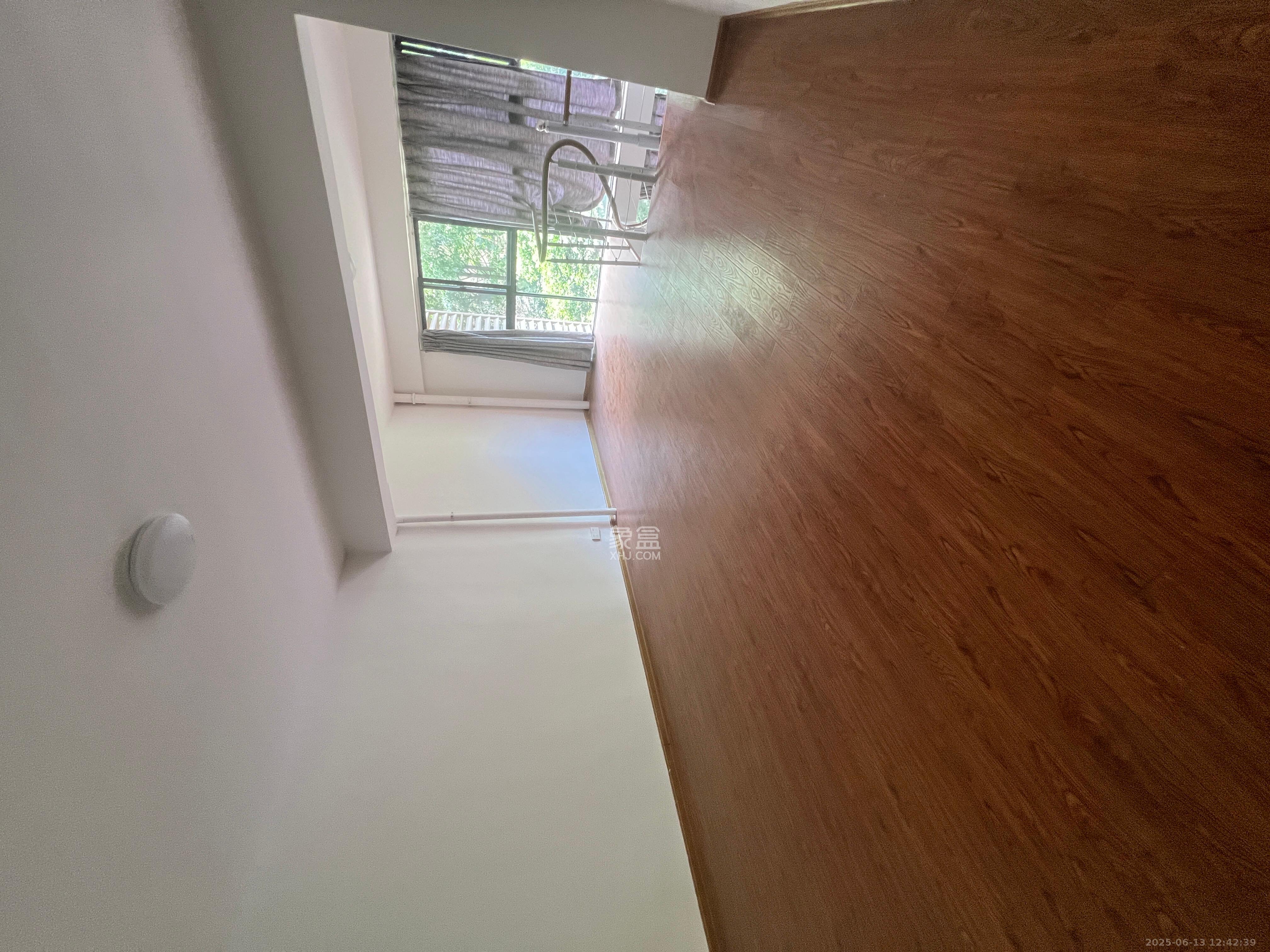 鑫远尚玺苑 4室2厅2卫 3400.0元/月 鑫远尚玺苑 4室2厅2卫 3400.0元/月室内图