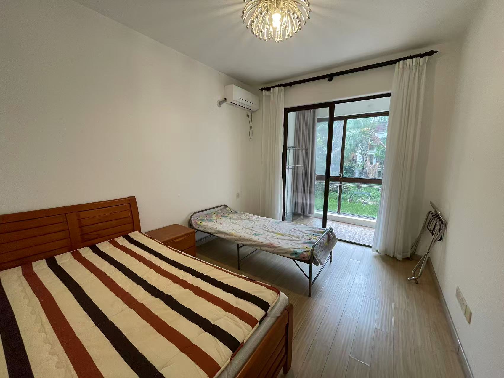 荣域 3室2厅2卫 3000.0元/月 荣域 3室2厅2卫 3000.0元/月室内图