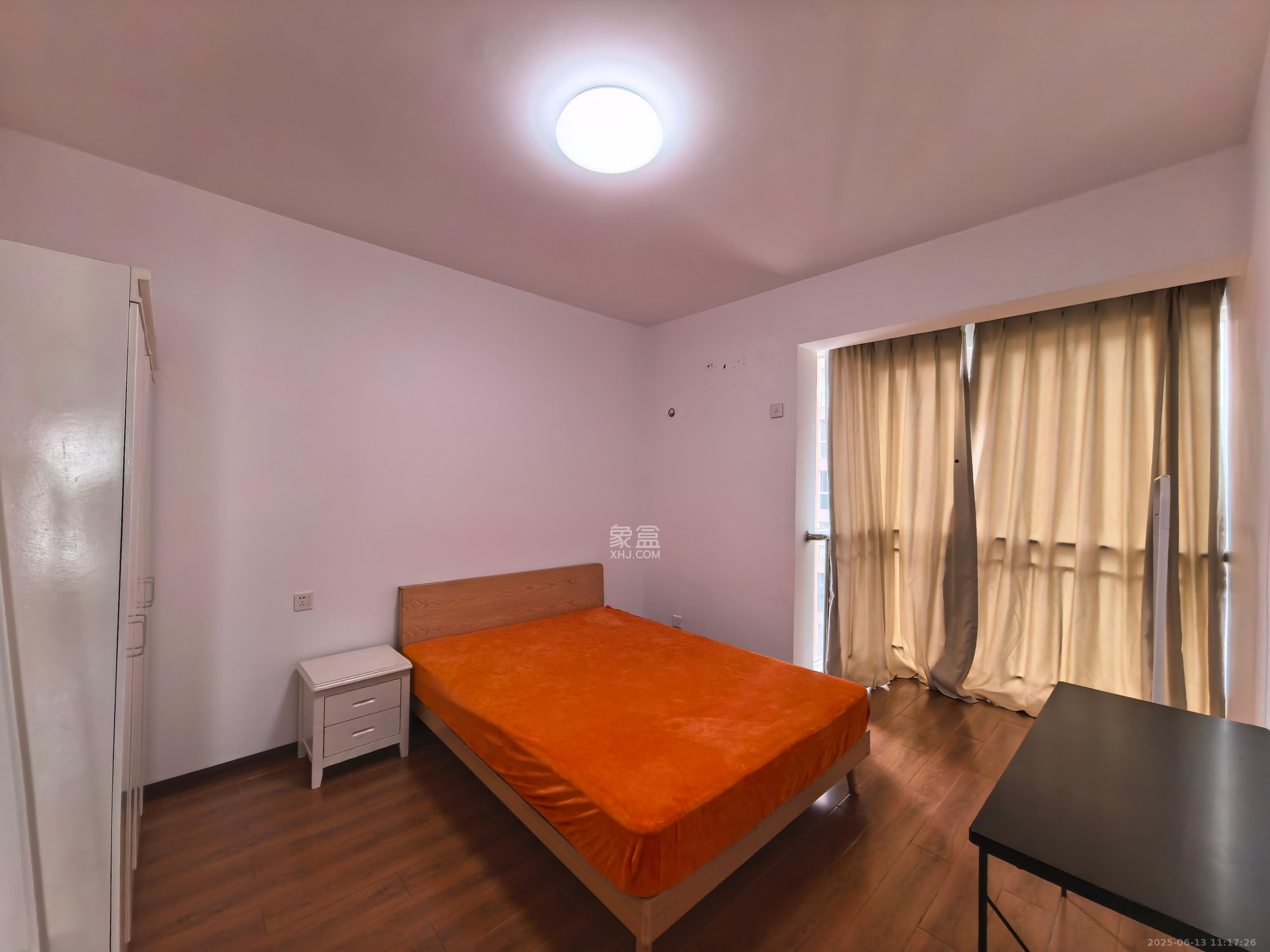 新楚天扶华庭 4室2厅2卫 3500.0元/月 新楚天扶华庭 4室2厅2卫 3500.0元/月室内图