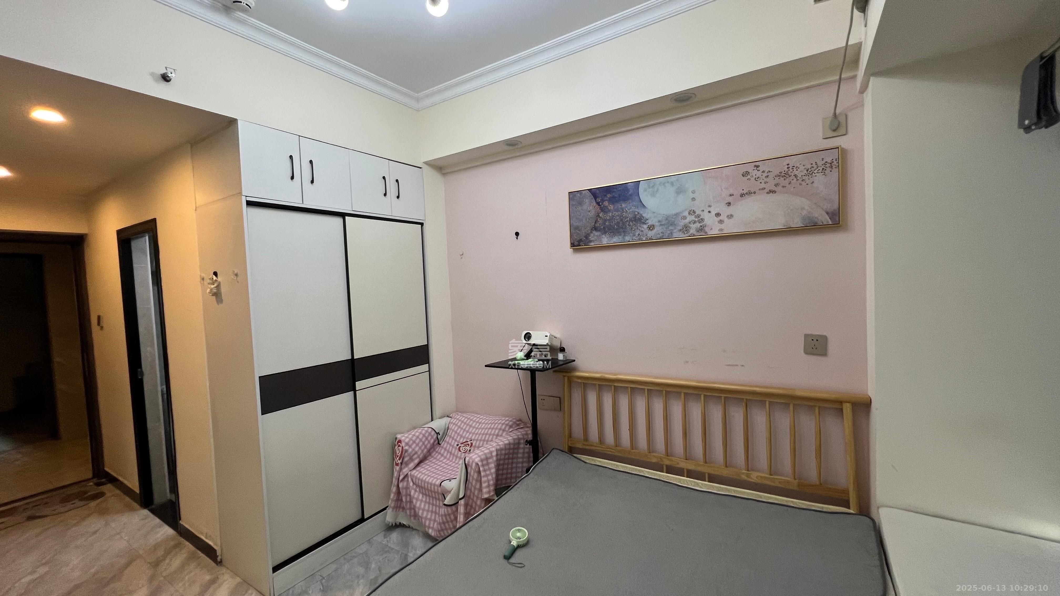 龙湖湘江星座（祺鑫星座公寓）  1室0厅1卫   1300.00元/月室内图