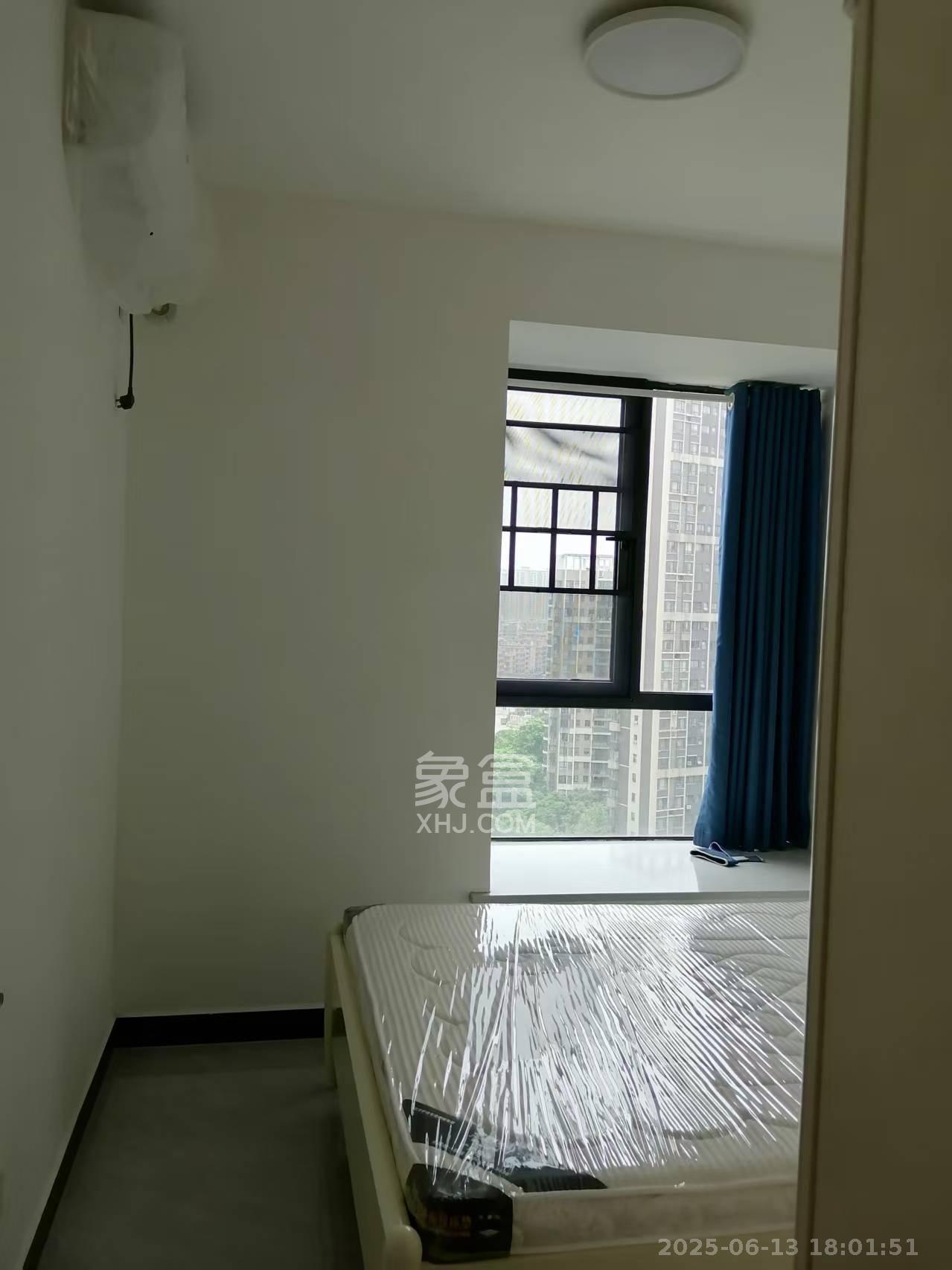 桃花嘉园 3室2厅2卫 2400.0元/月 桃花嘉园 3室2厅2卫 2400.0元/月室内图