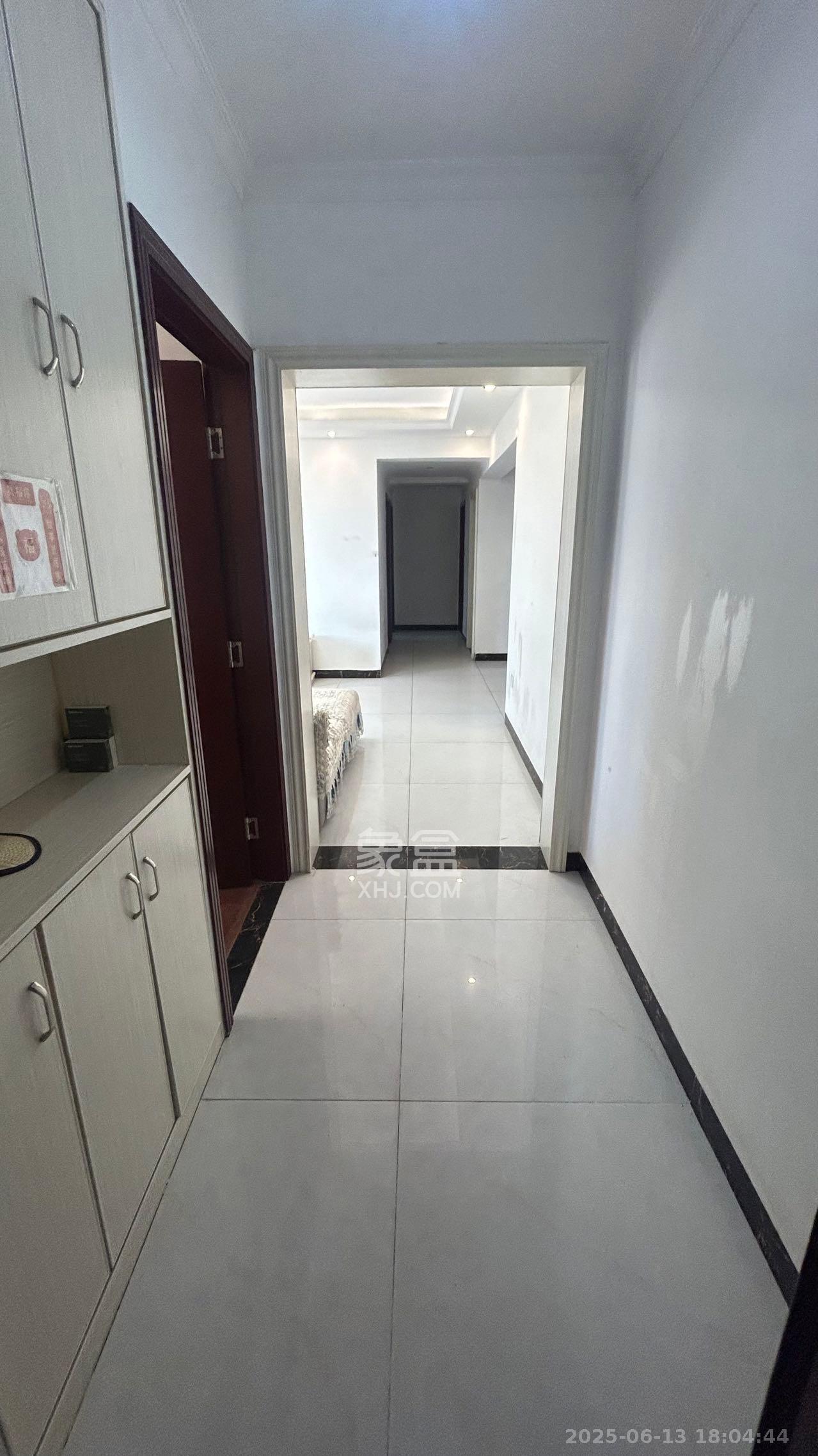 金谷豪庭  1室1厅1卫    1700.0元/月 金谷豪庭  1室1厅1卫    1700.0元/月户型图