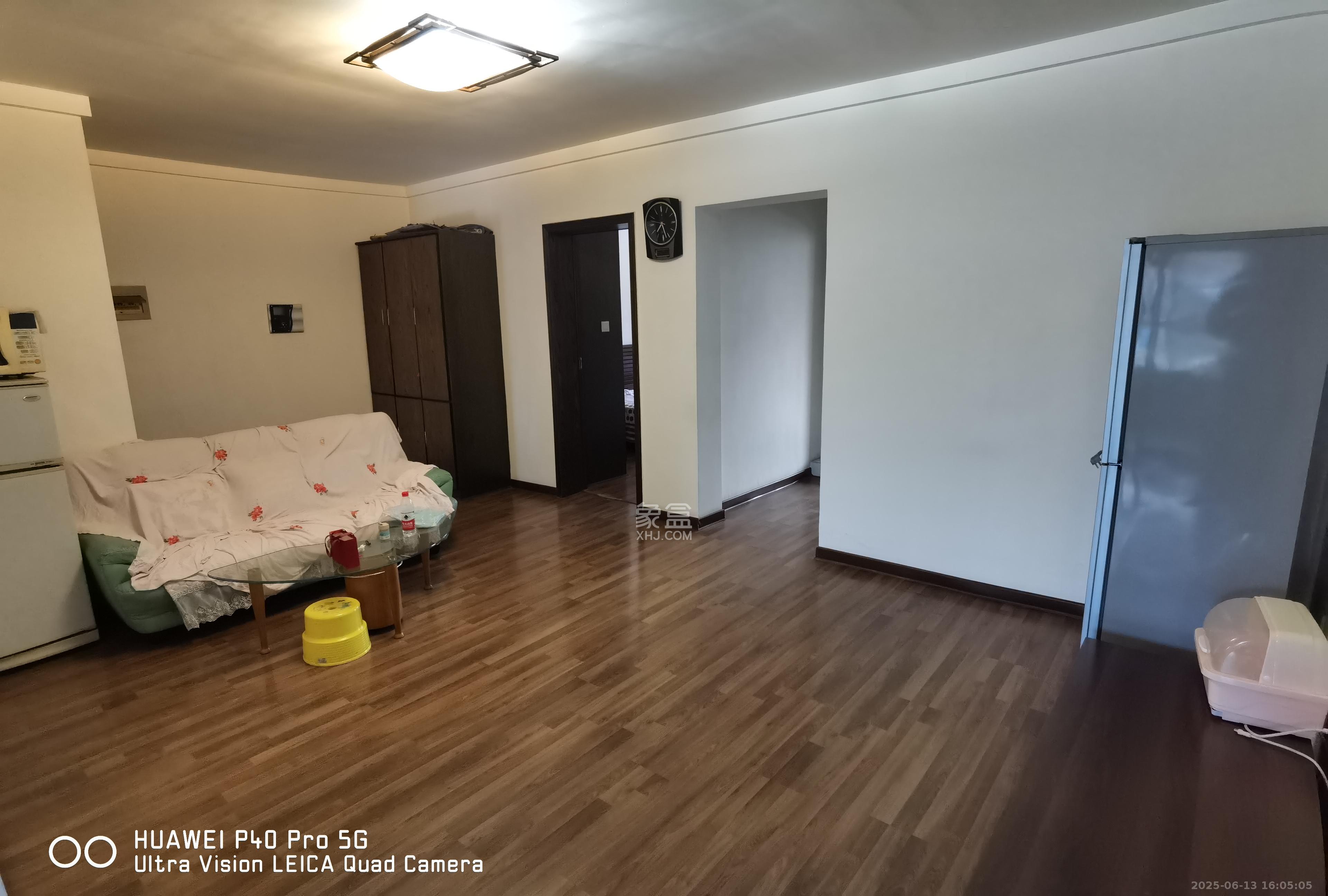 南锦家园  3室2厅1卫    2000.0元/月室内图