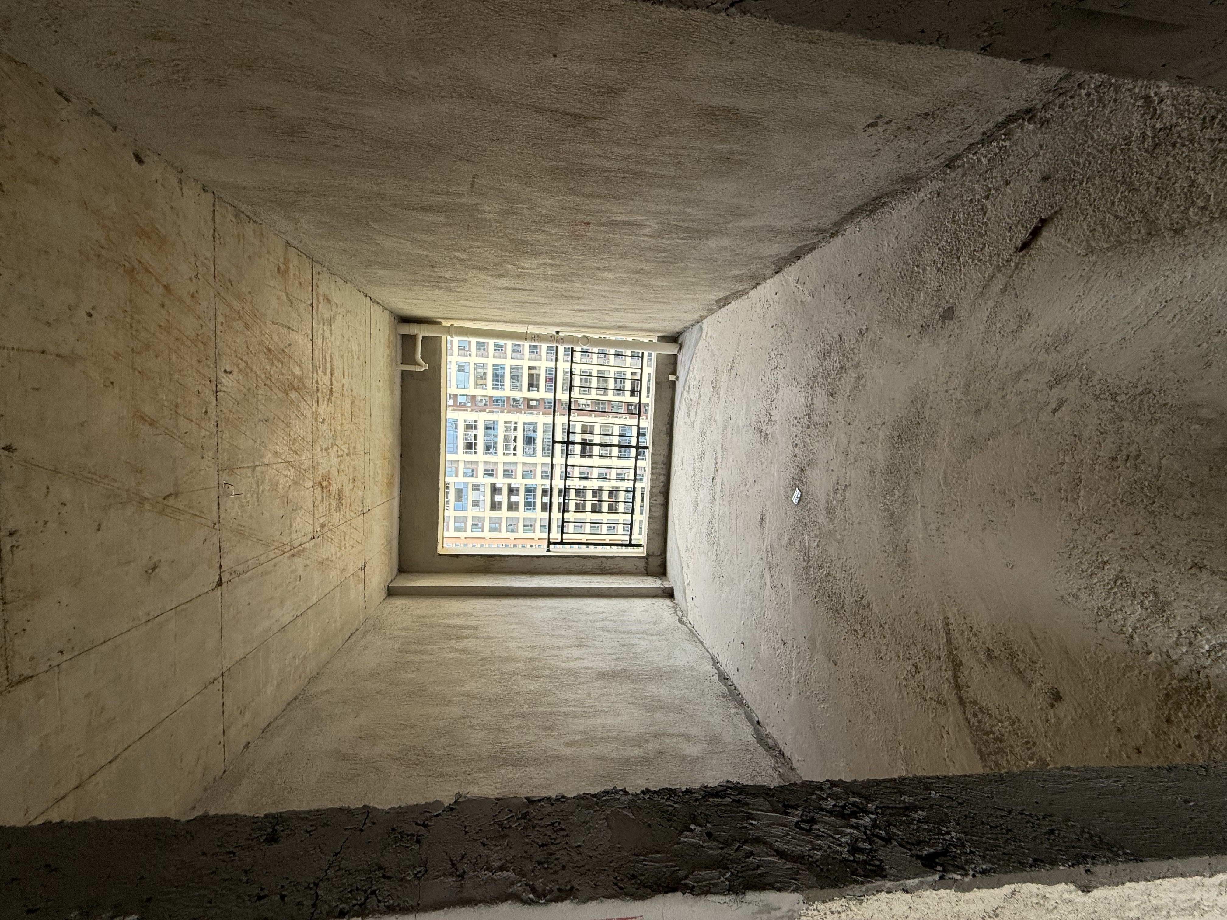 百弘学府城三期 5室2厅2卫 90.0万 百弘学府城三期 5室2厅2卫 90.0万客厅