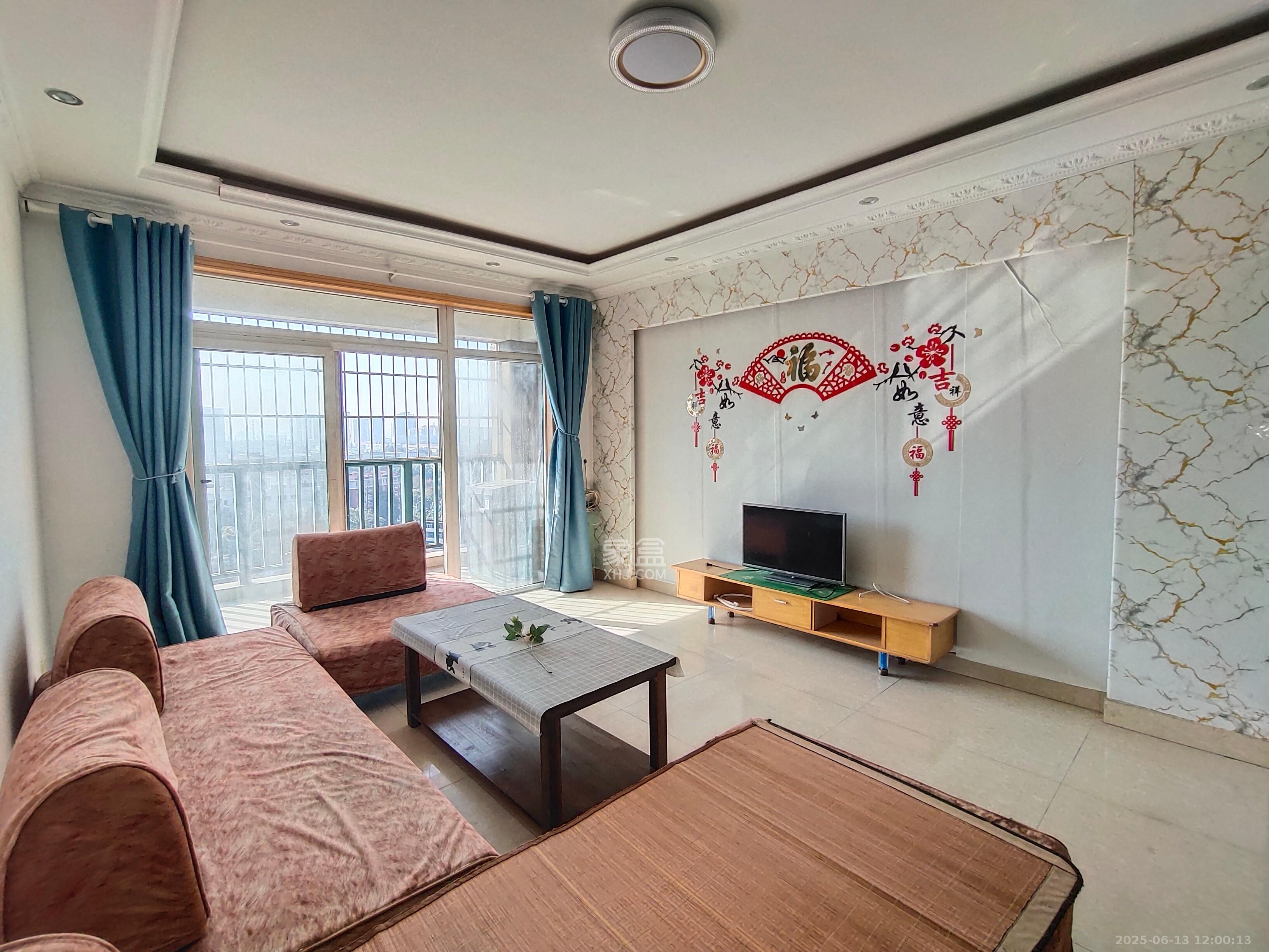 博雅湘水湾  2室2厅1卫   1600.00元/月室内图