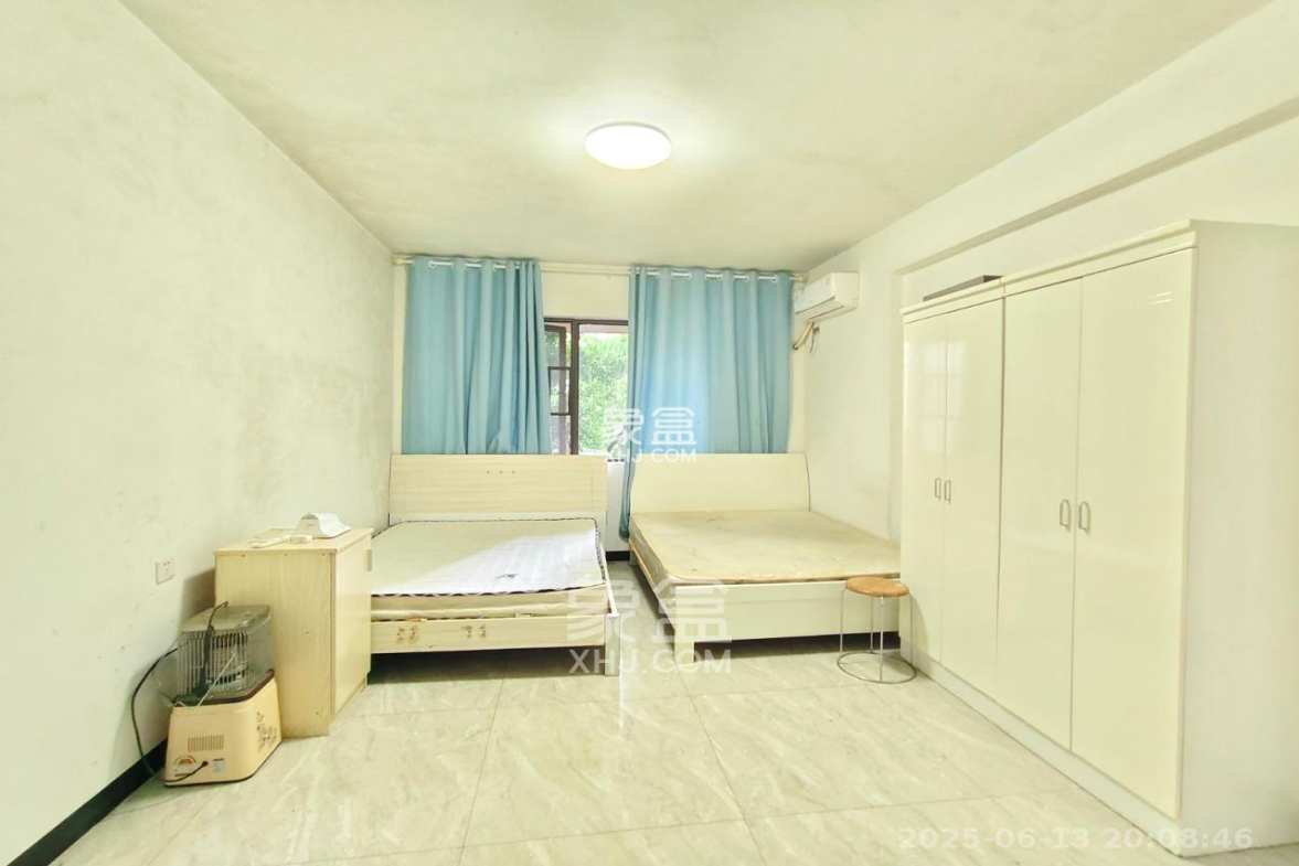 梅溪湖合能璞丽 3室2厅2卫 2700.0元/月 梅溪湖合能璞丽 3室2厅2卫 2700.0元/月室内图