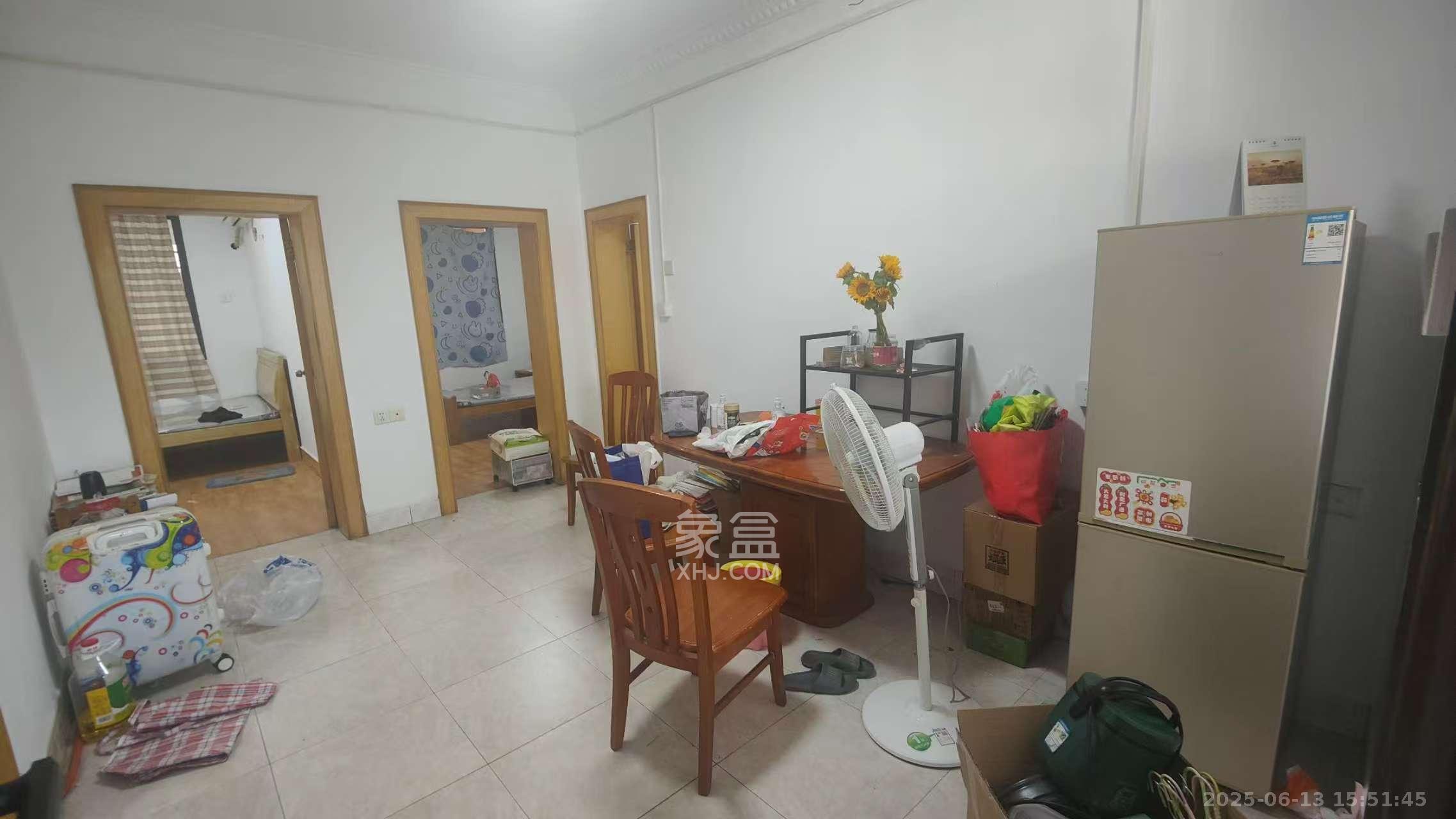 南门口晏家塘社区 3室1厅1卫 1500.0元/月 南门口晏家塘社区 3室1厅1卫 1500.0元/月室内图