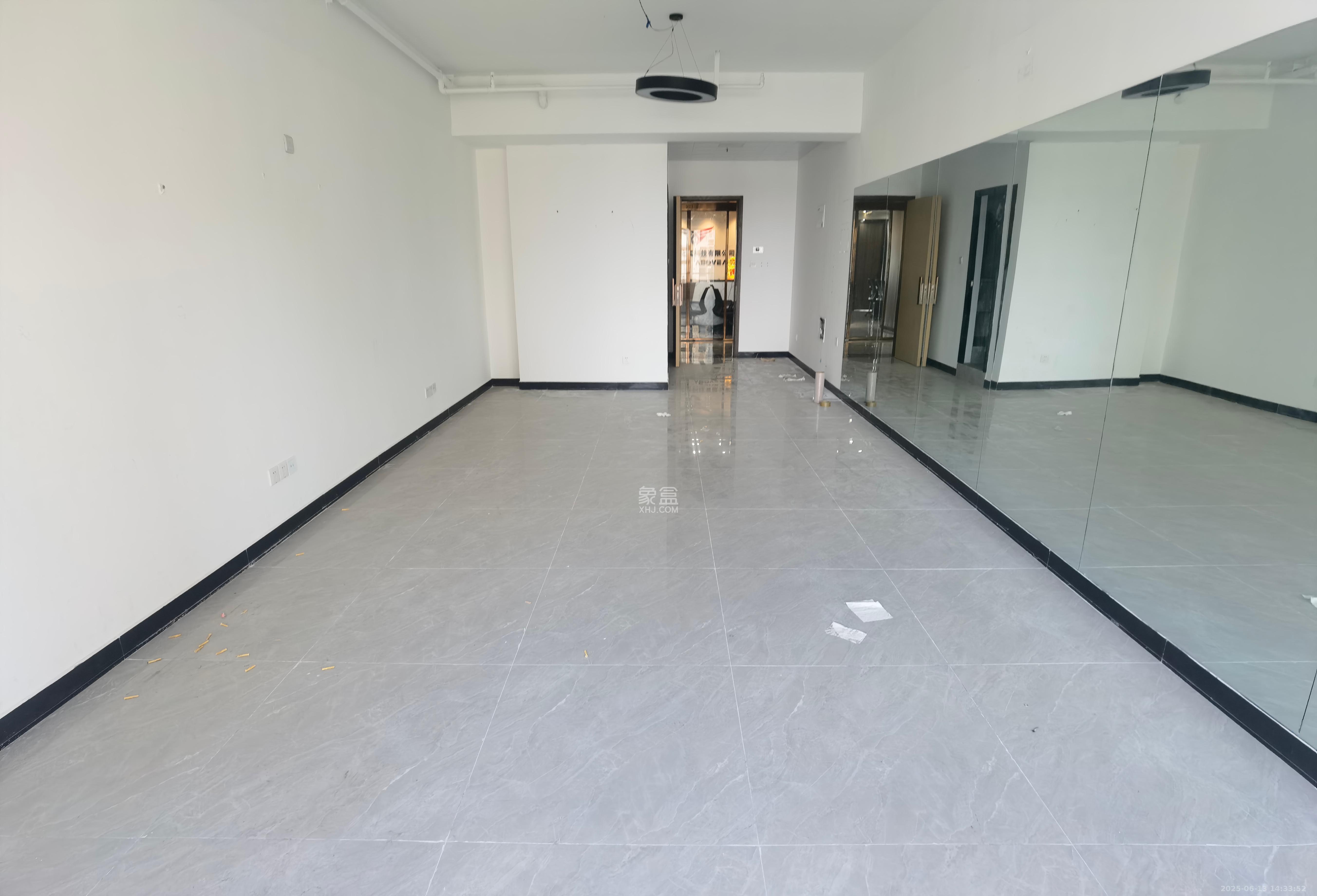 北辰三角洲A3区北辰国荟   60.24㎡      2800.0元/月室内图