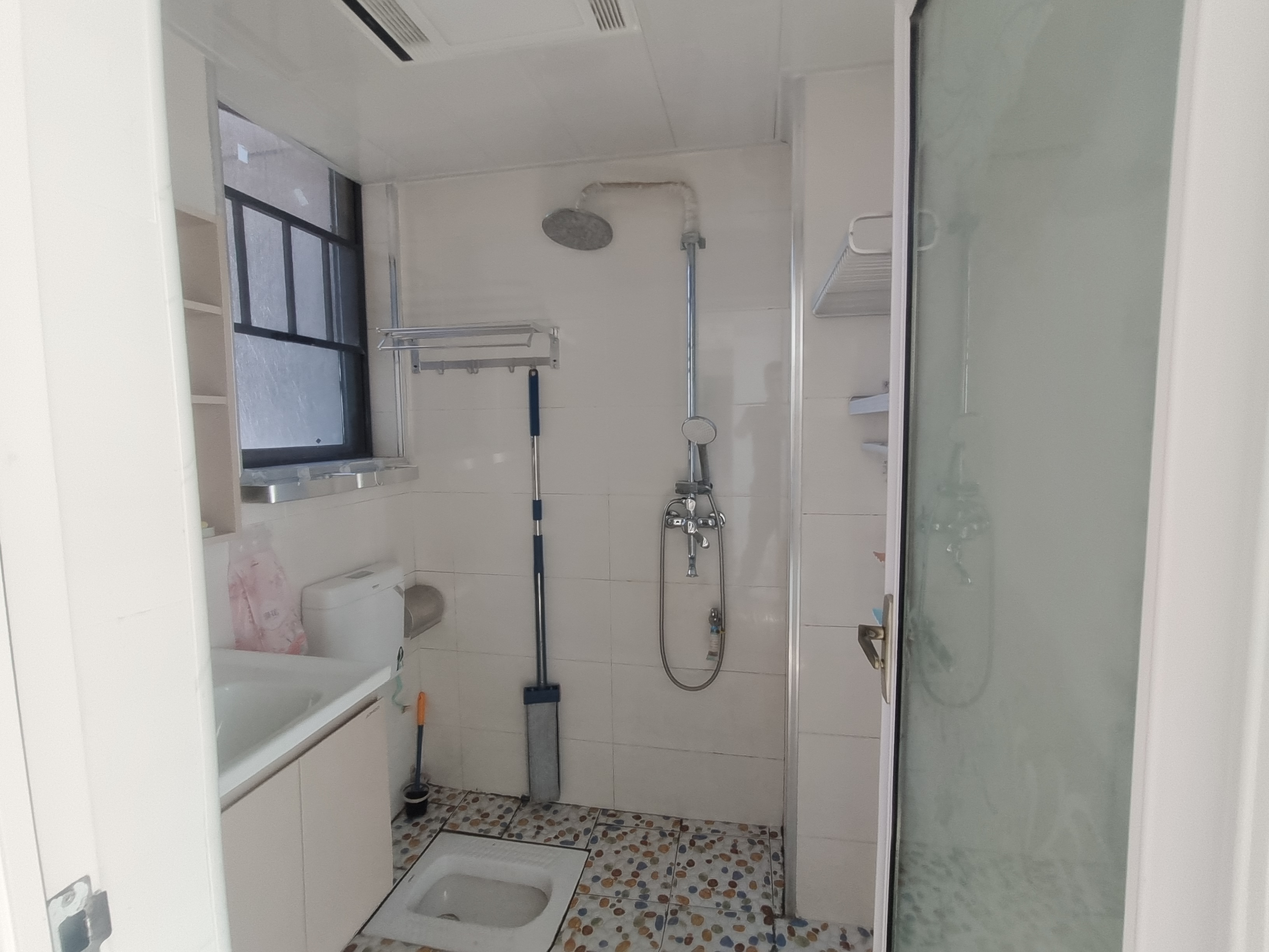 百弘学府城 3室2厅2卫 72.8万 百弘学府城 3室2厅2卫 72.8万客厅