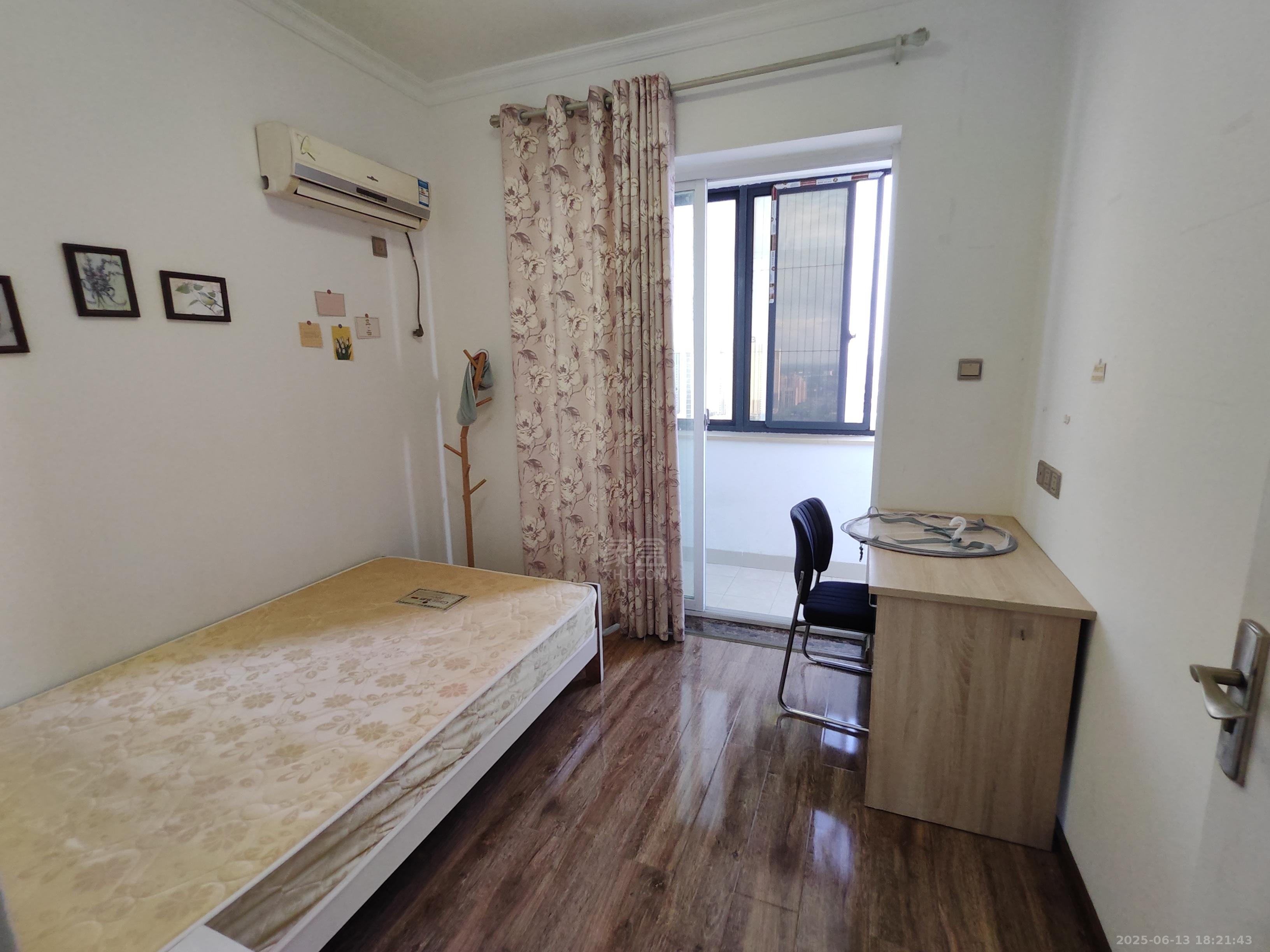 武广国际学苑 2室2厅1卫 1800.0元/月 武广国际学苑 2室2厅1卫 1800.0元/月室内图