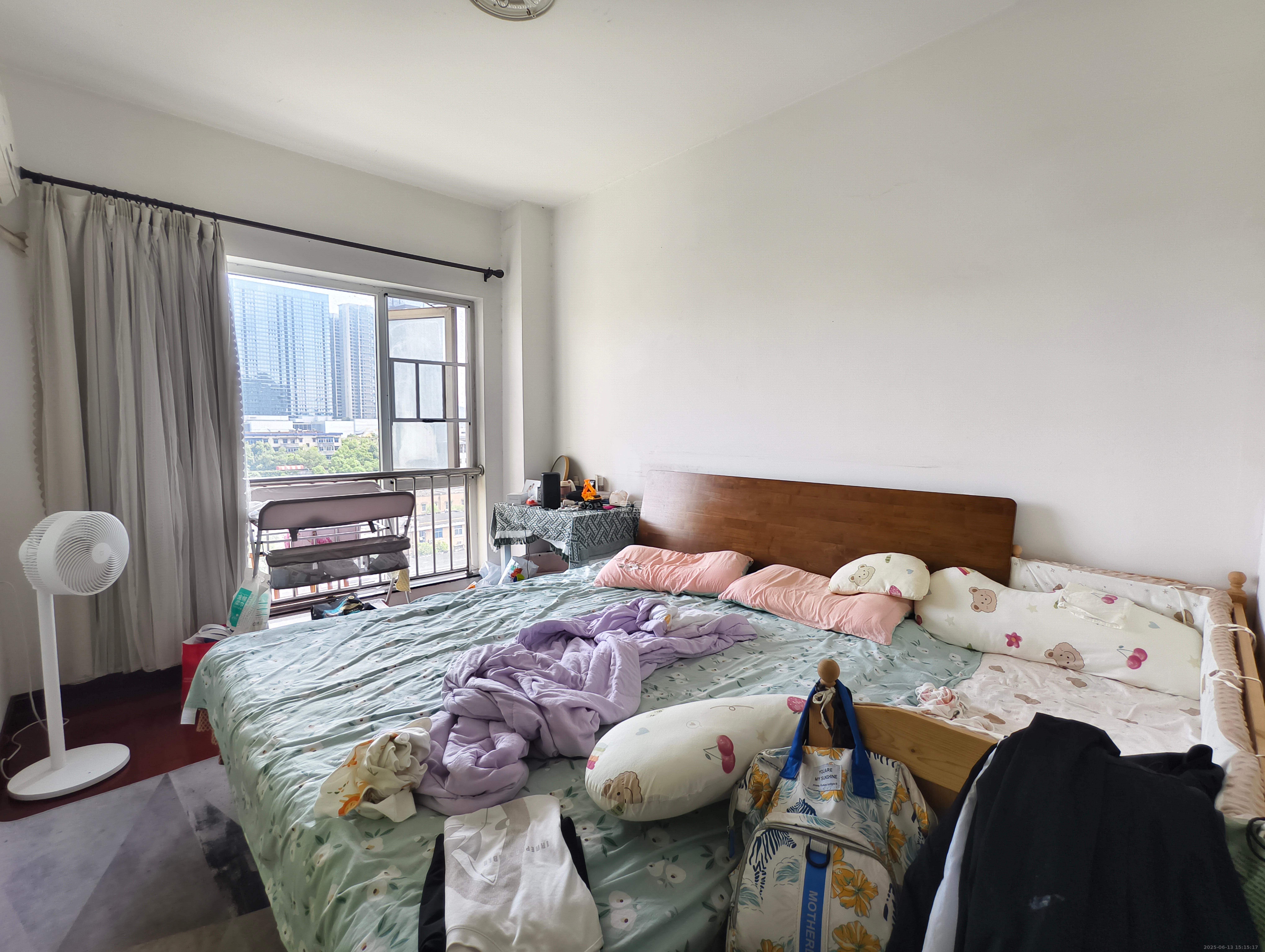 香麓丽舍  3室2厅2卫   2800.00元/月室内图