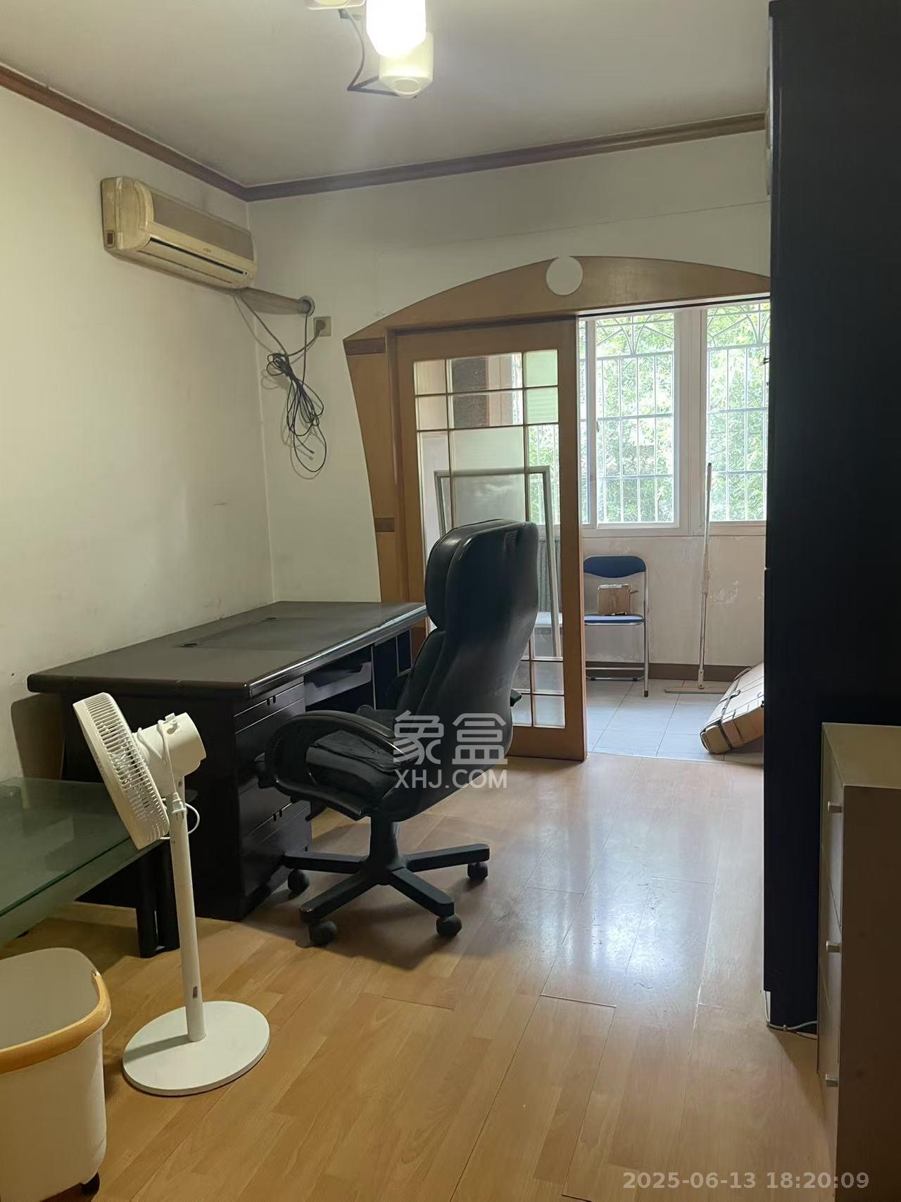 白沙苑  3室2厅1卫   1800.00元/月室内图