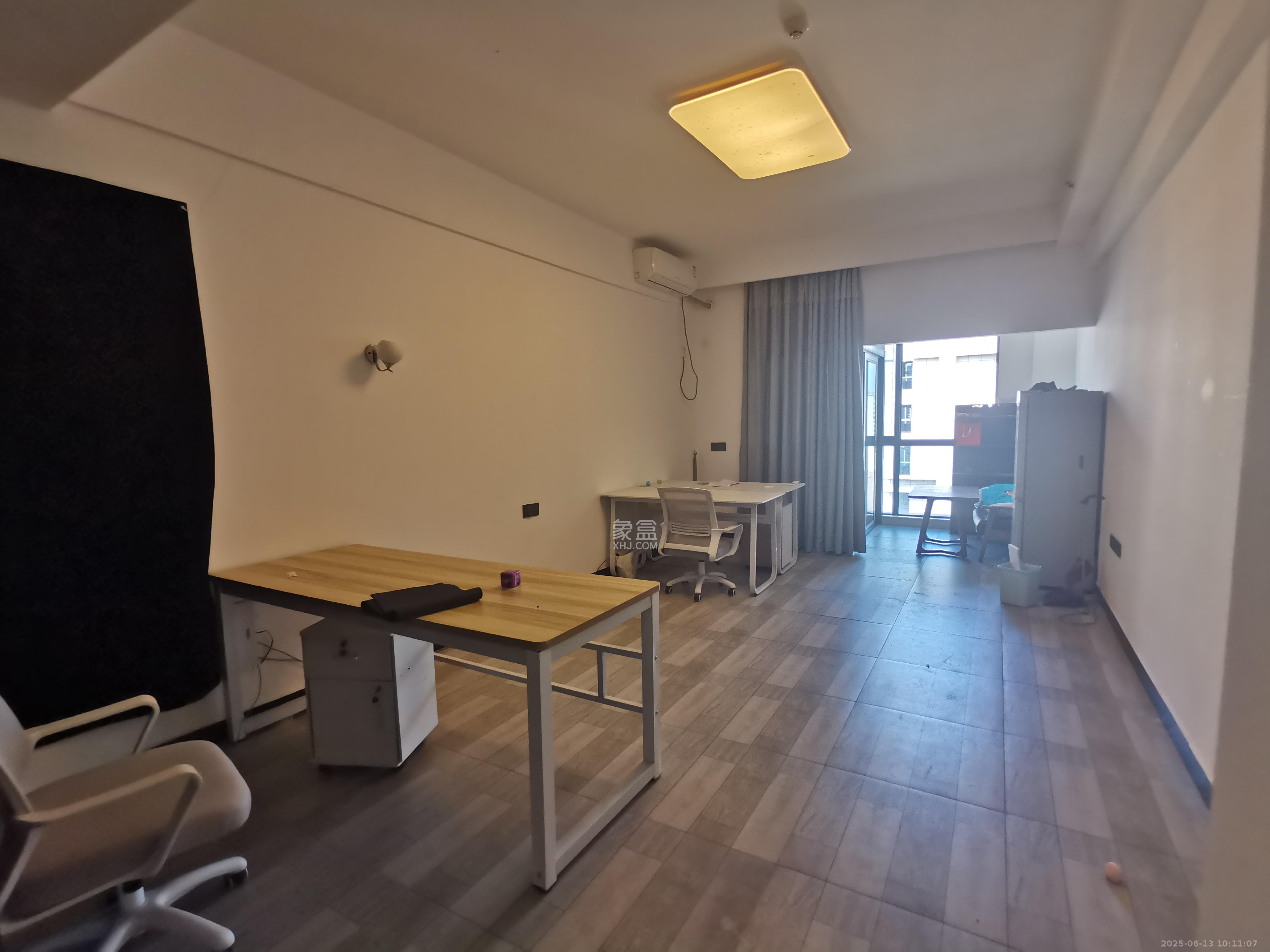 明发国际城 1室1厅1卫 1400.0元/月 明发国际城 1室1厅1卫 1400.0元/月室内图