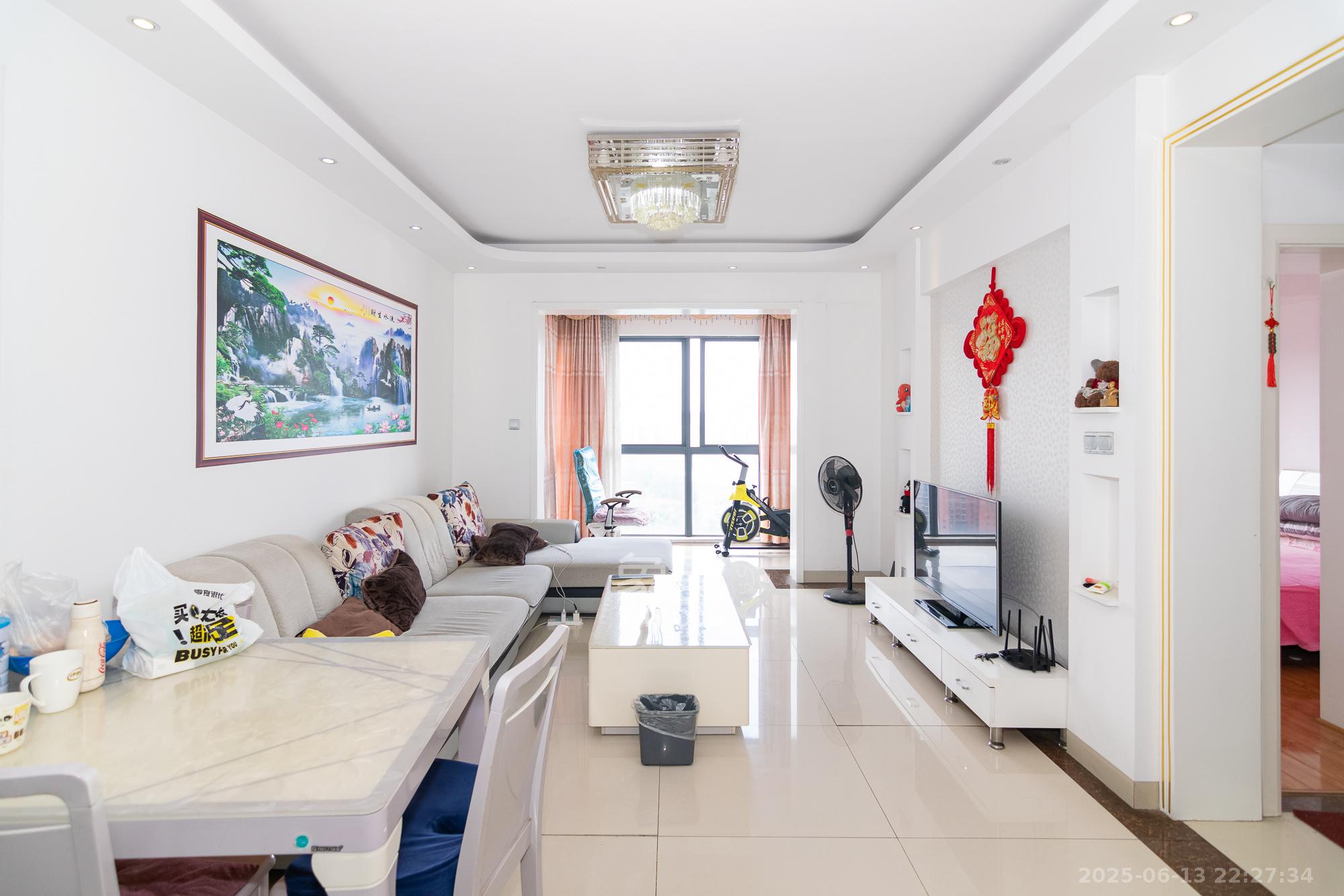 联诚国际城  2室2厅1卫    46.0万 联诚国际城  2室2厅1卫    46.0万