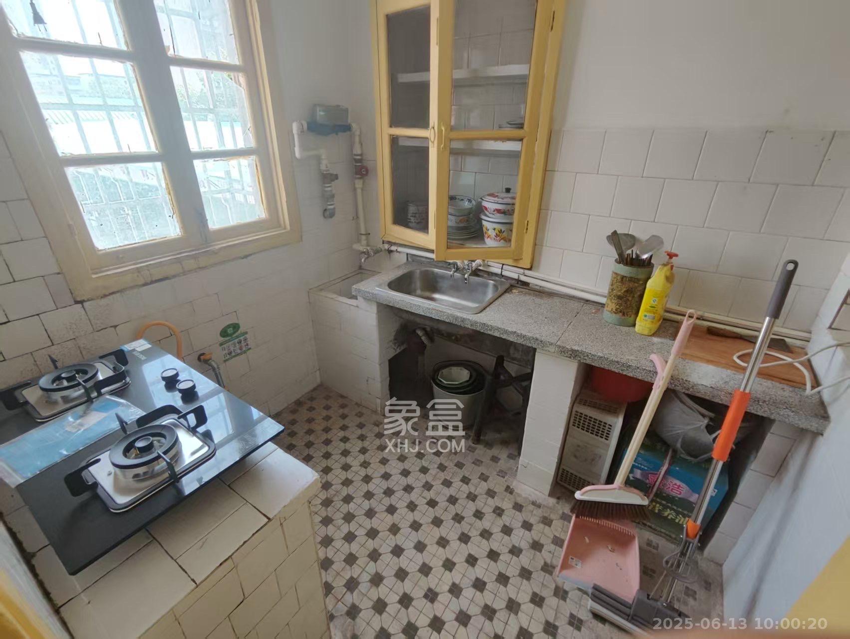 邮电新村  2室1厅1卫    1500.0元/月室内图