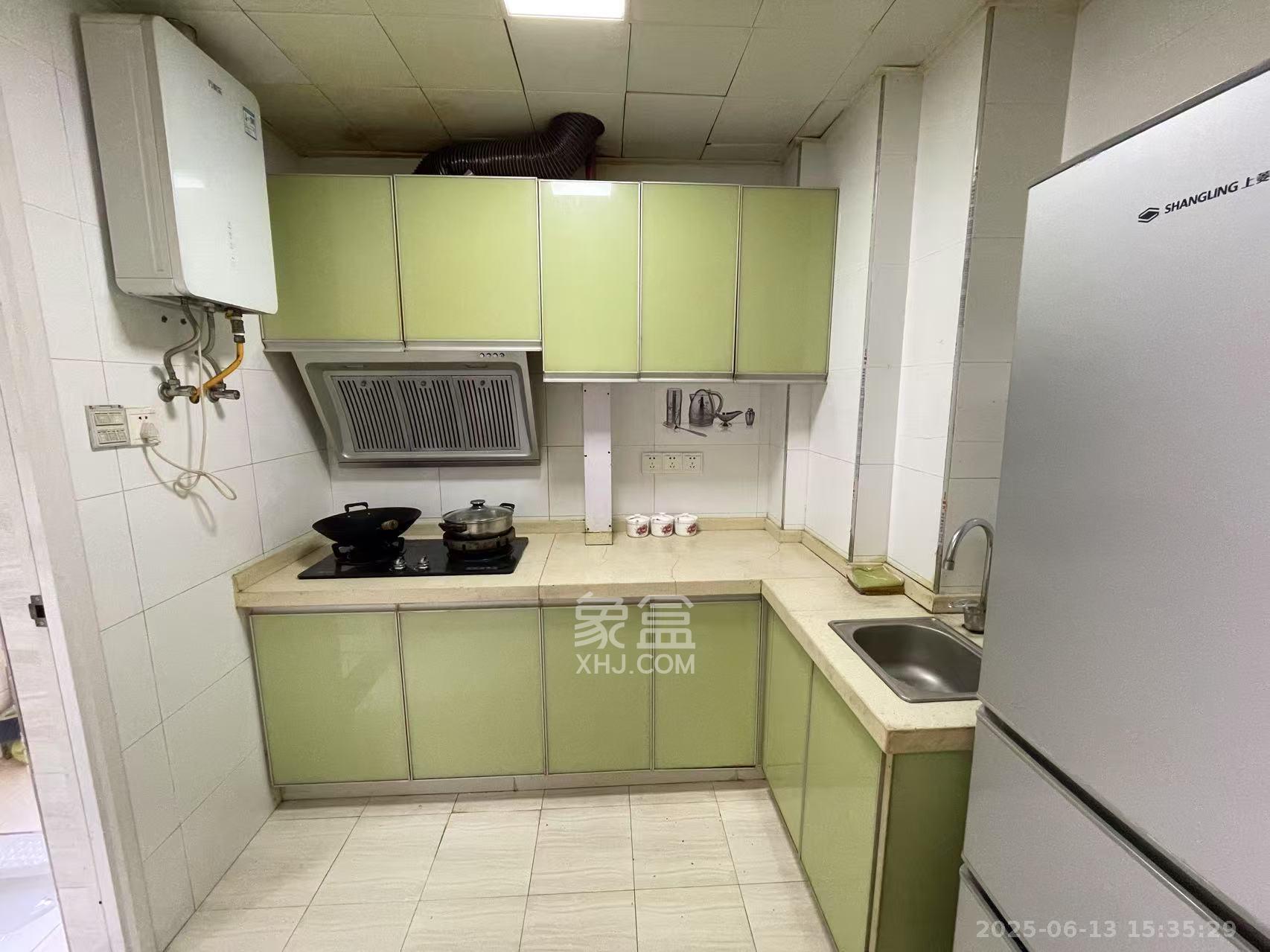 天城尚品  1室1厅1卫    1900.0元/月室内图